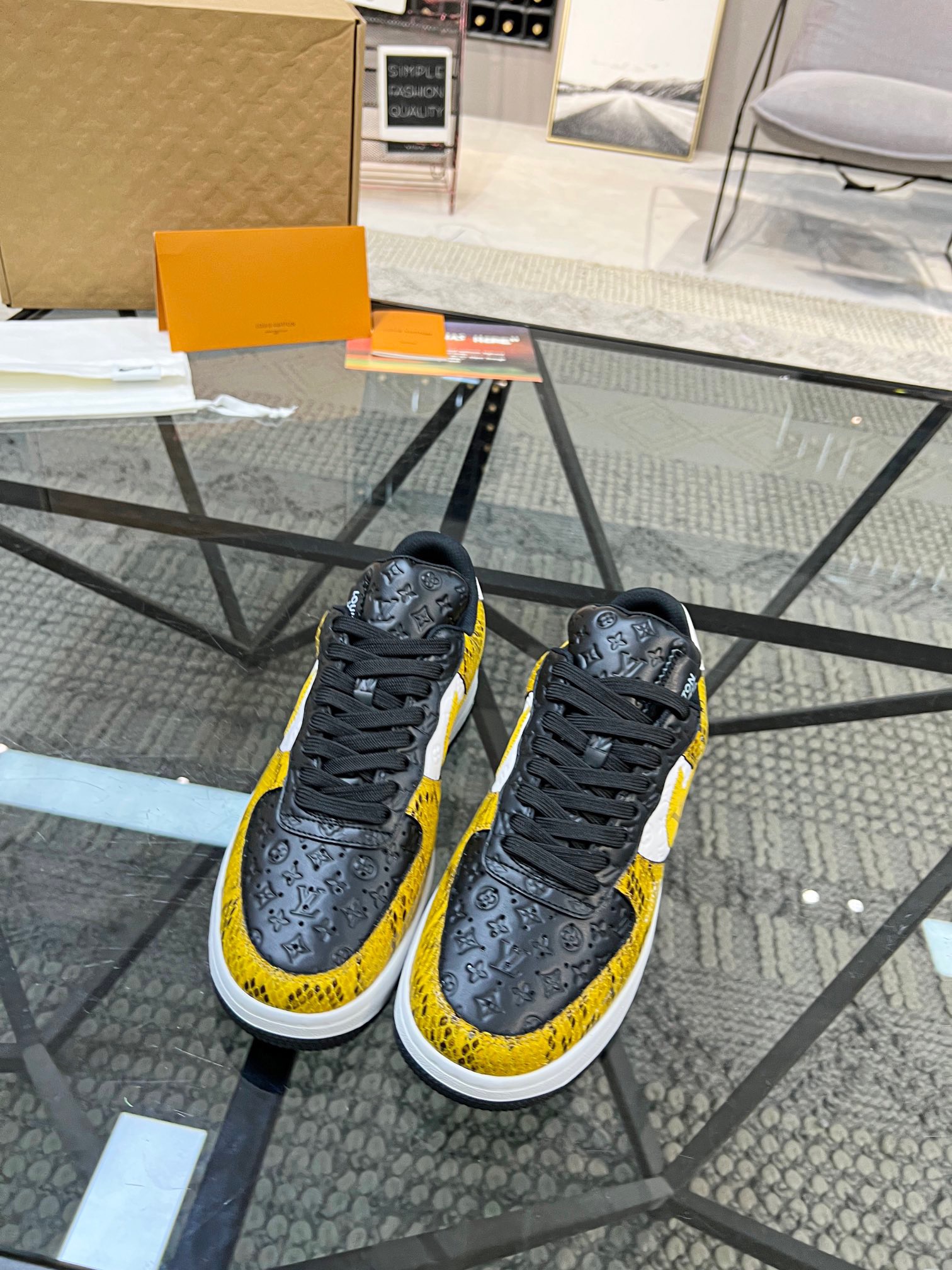 Men Women L*ouis V*uitton x NIKE Sneakers Maikesneakers