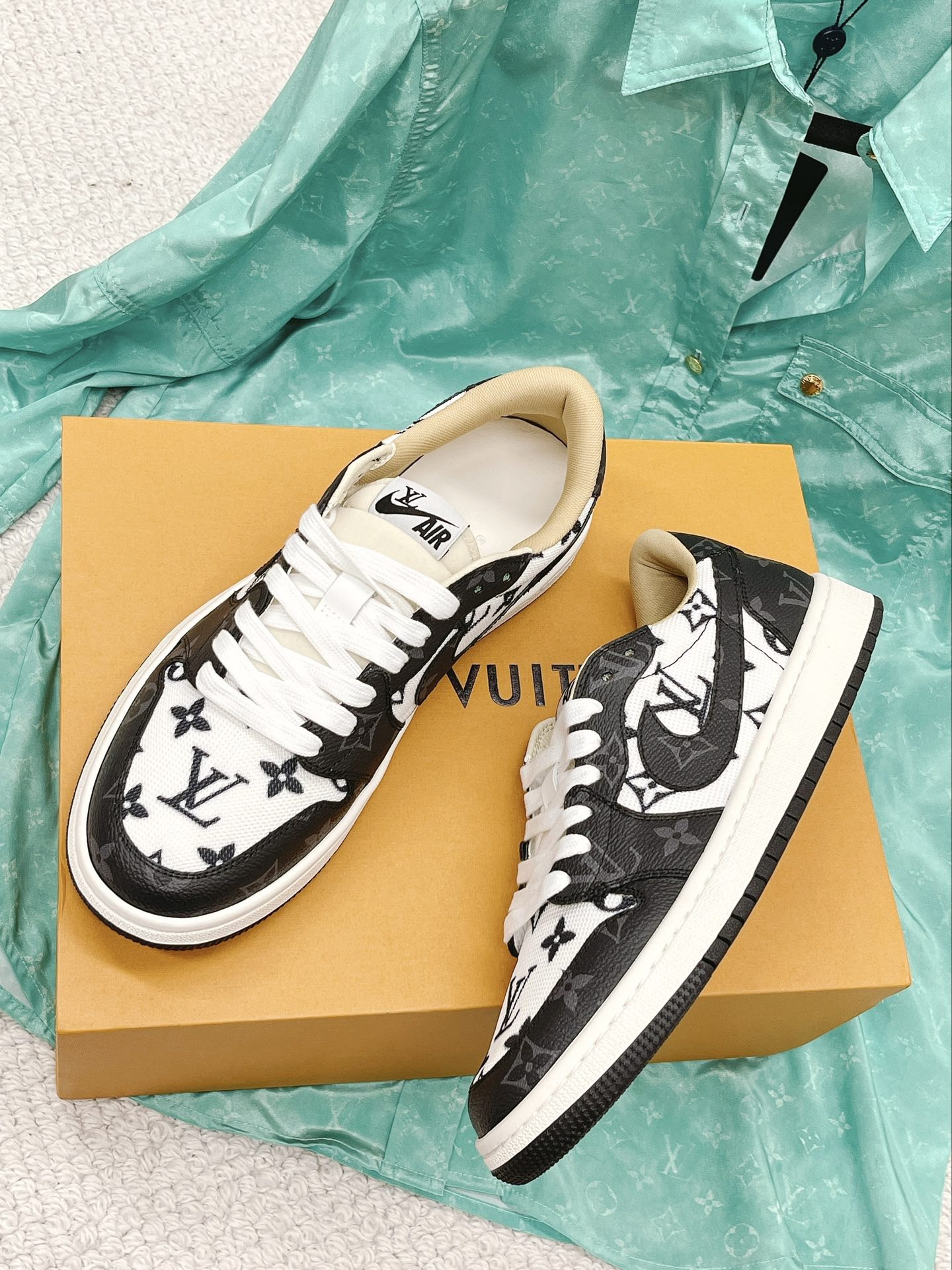 Men Women L*ouis V*uitton x NIKE Sneakers Maikesneakers