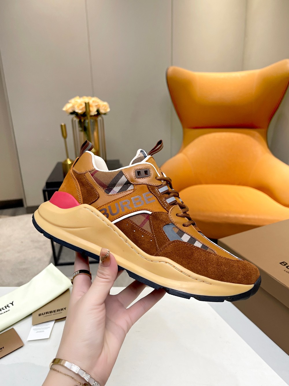 Men B*rberry Sneaker ()