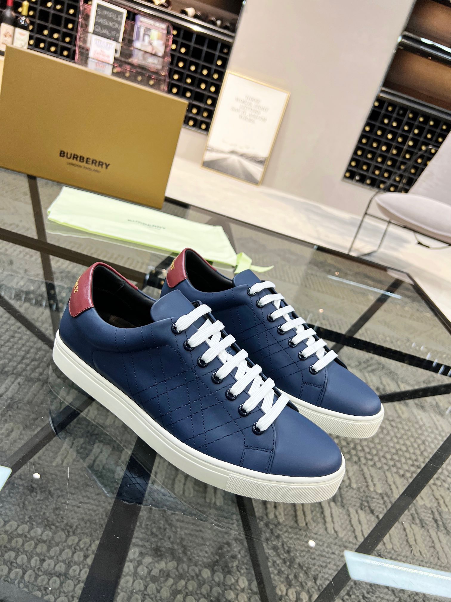 Men B*rberry Sneaker ()