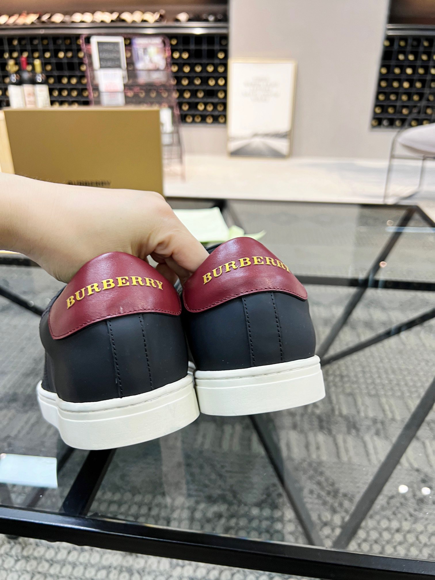 Men B*rberry Sneaker ()