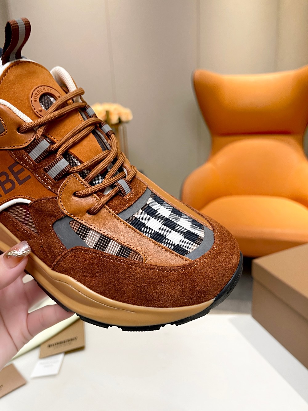 Men B*rberry Sneaker ()