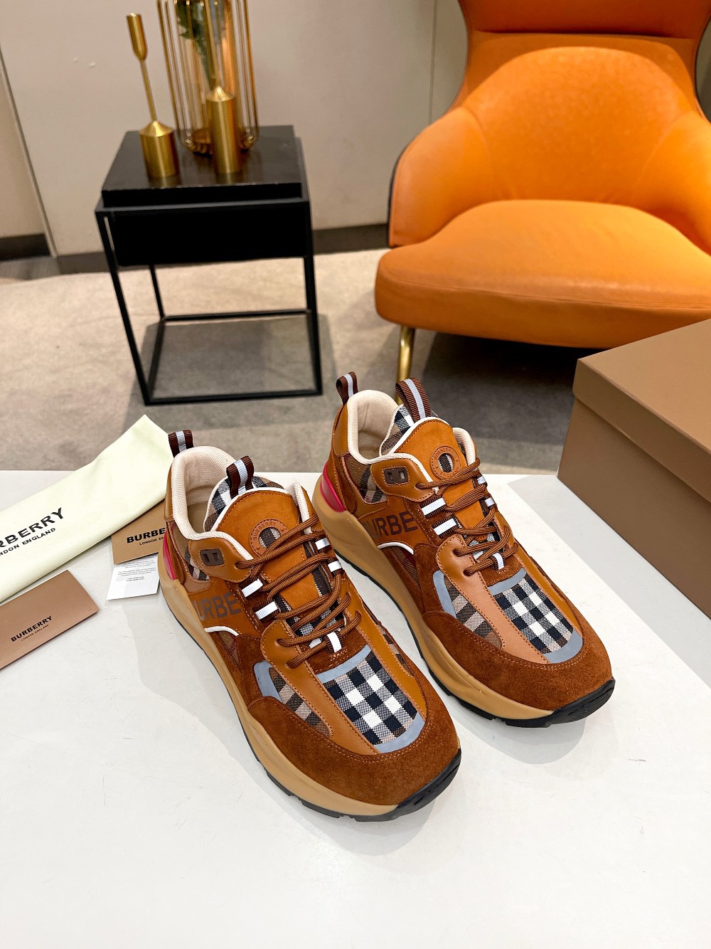 Men B*rberry Sneaker ()