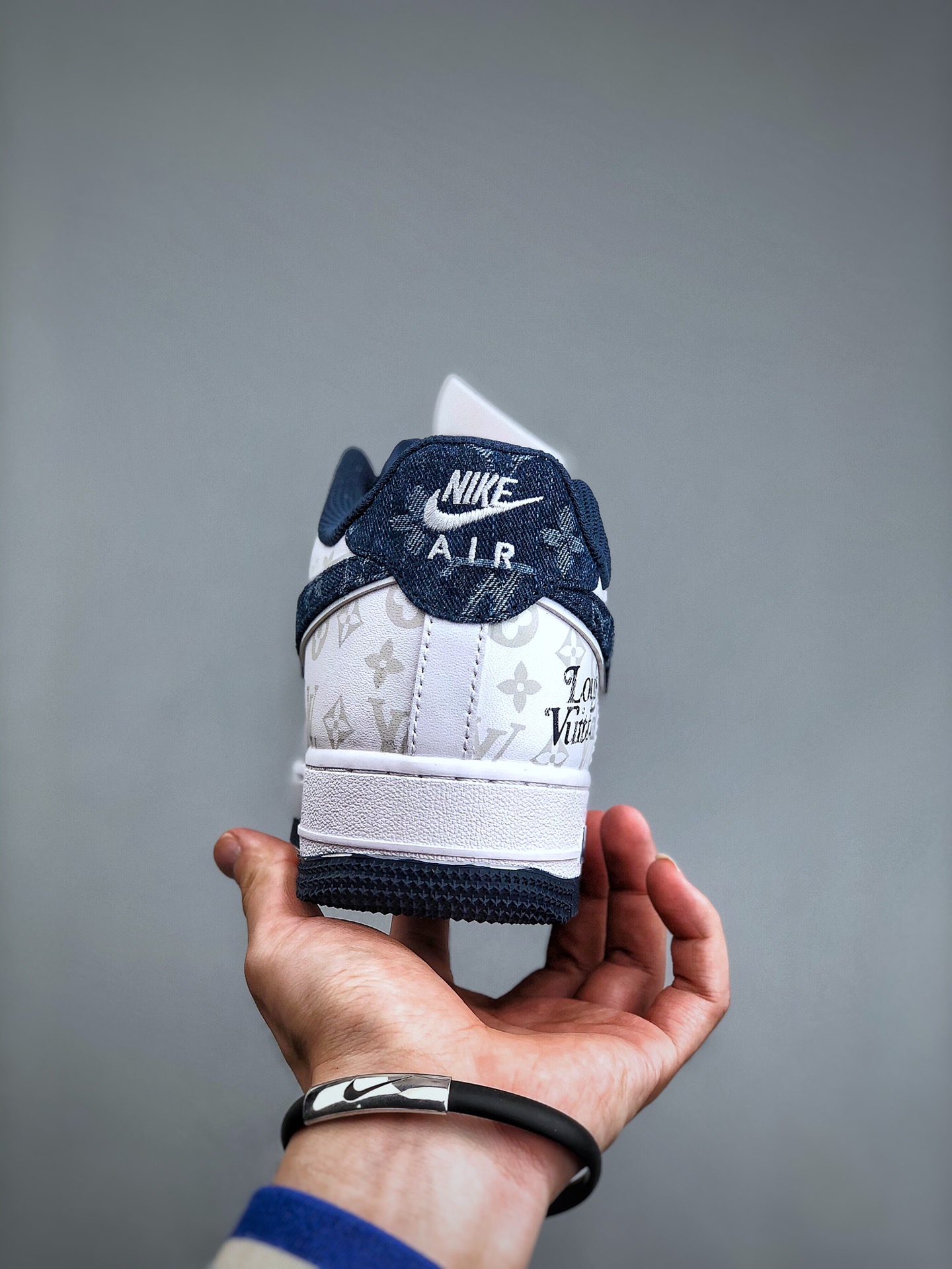 Nike + L*V Air Force 1