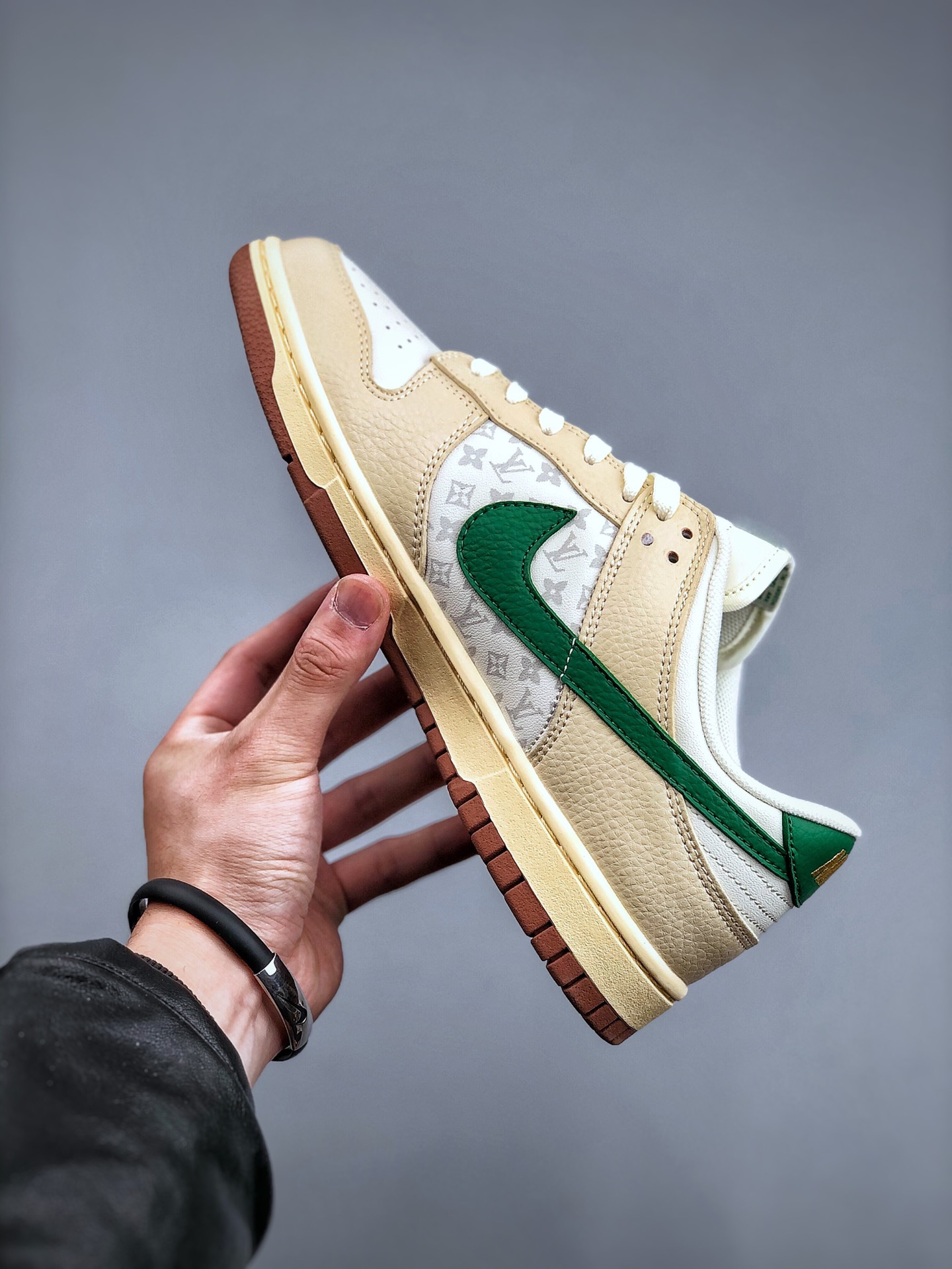 Nike SB Dunk Low