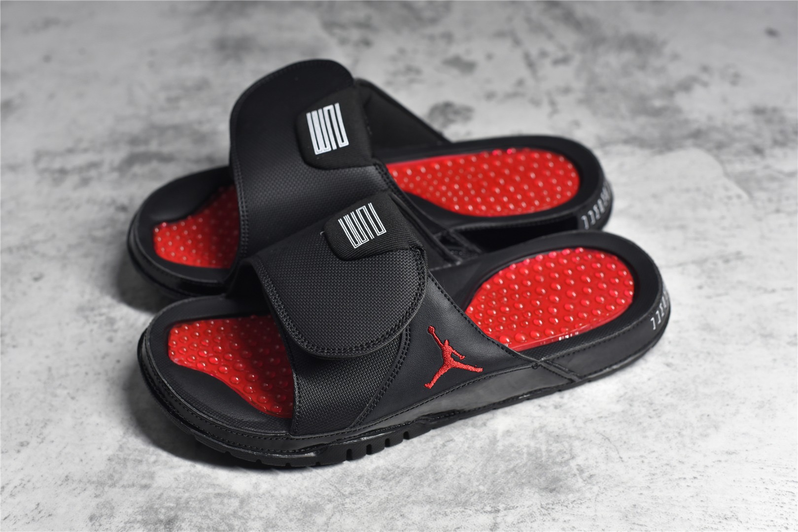 Nike Air Jordan 11 Slippers