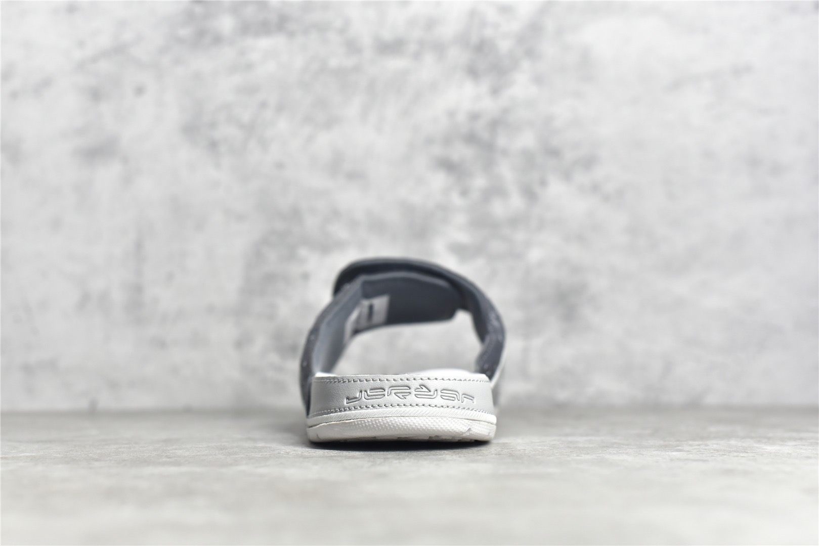 Nike Air Jordan 13 Slippers