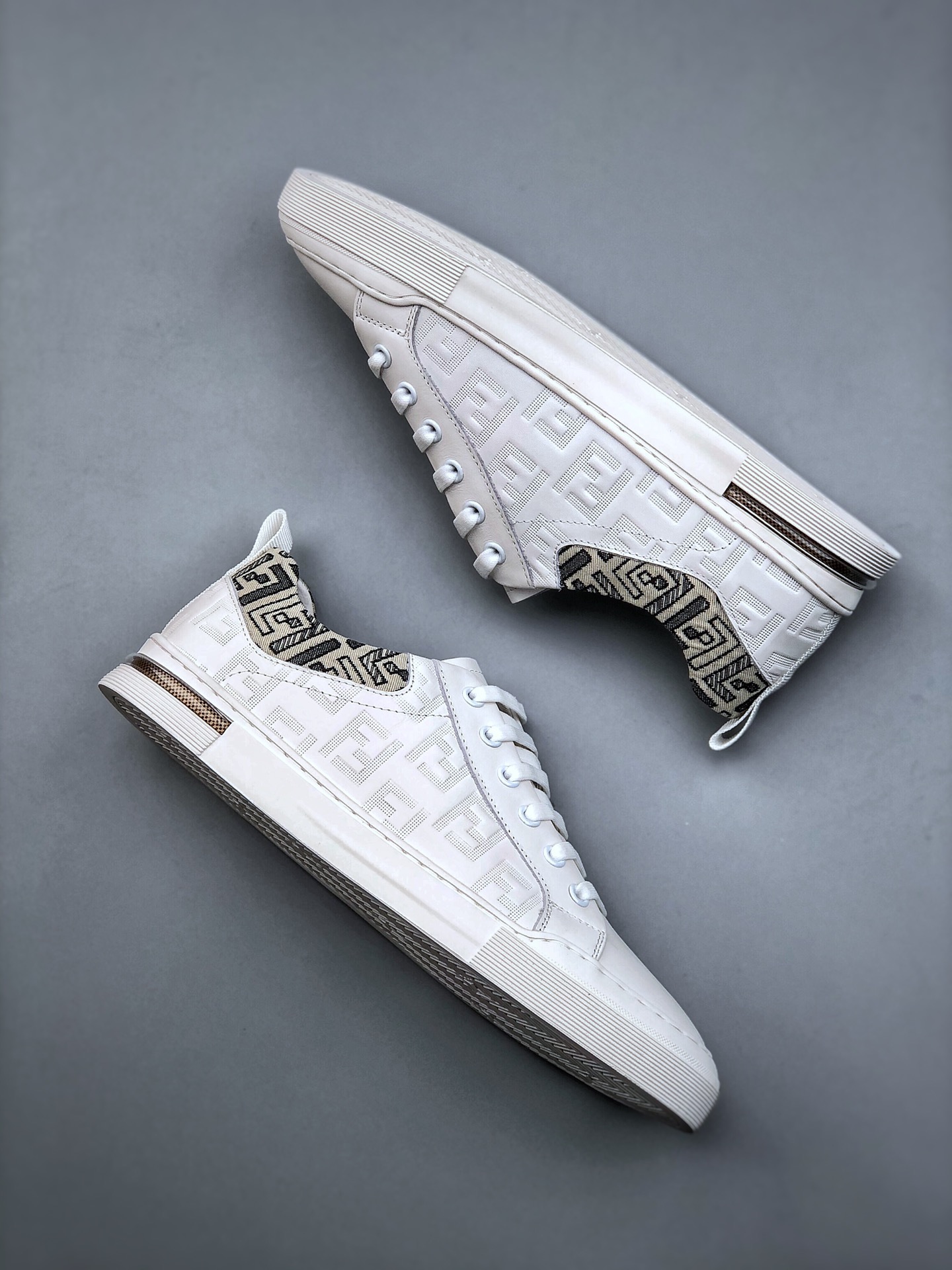 Men F*endi Top Sneaker ( )