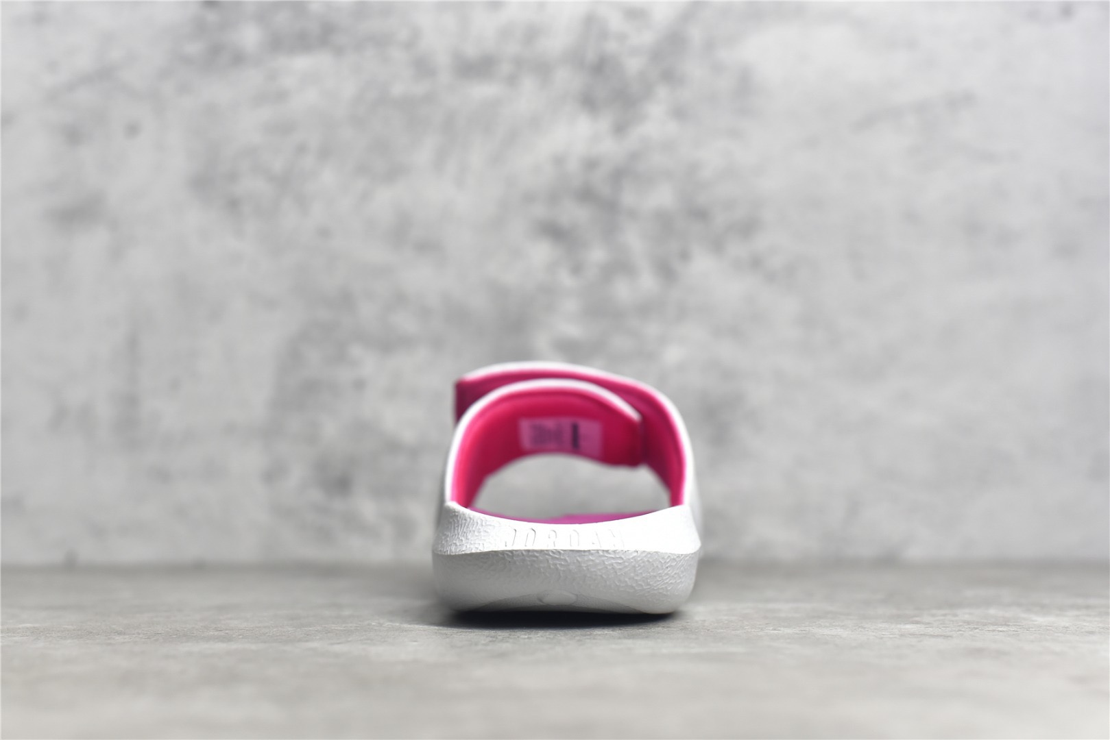 Nike Air Jordan 6 Slippers