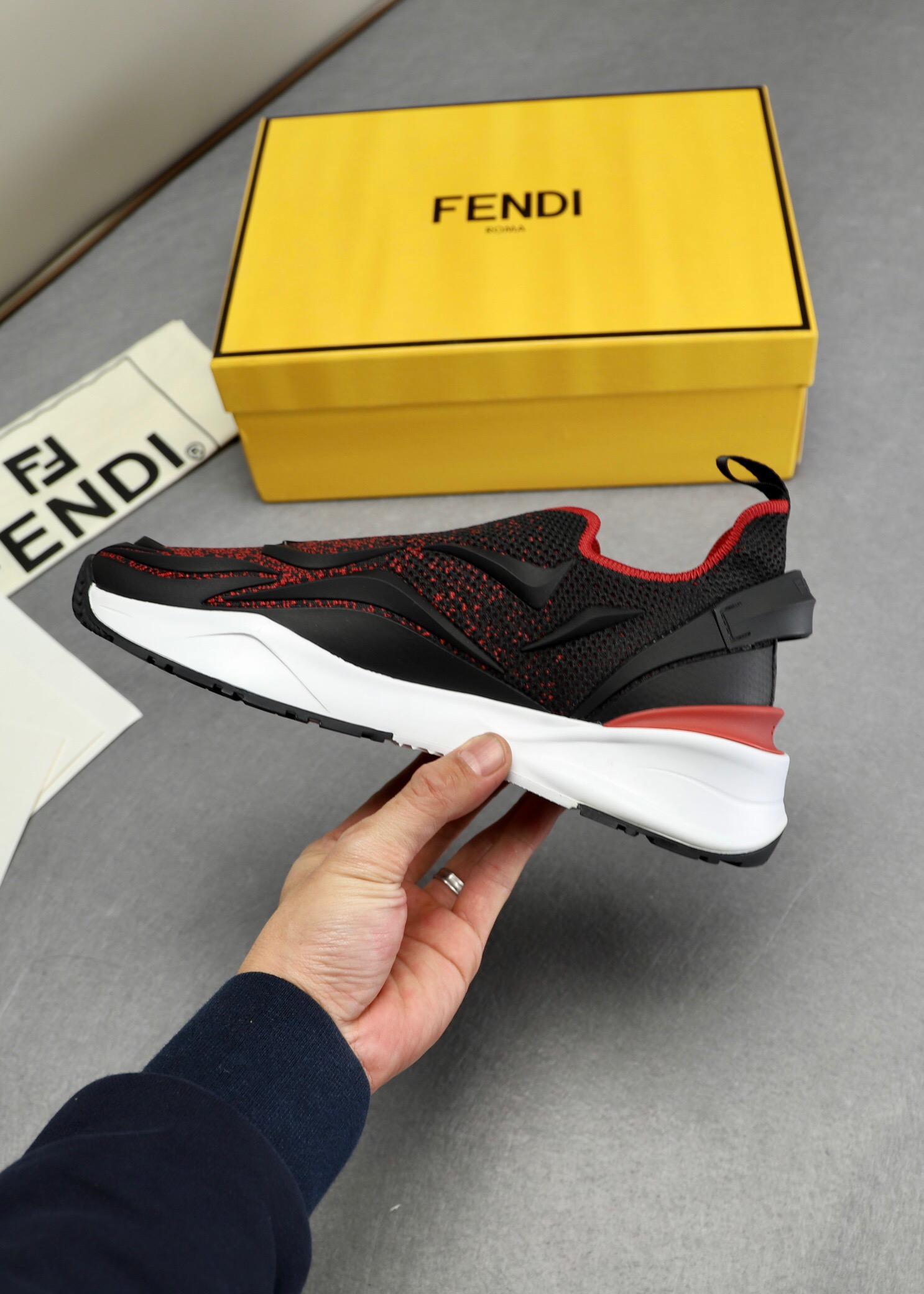 Men F*endi Top Sneaker ( )