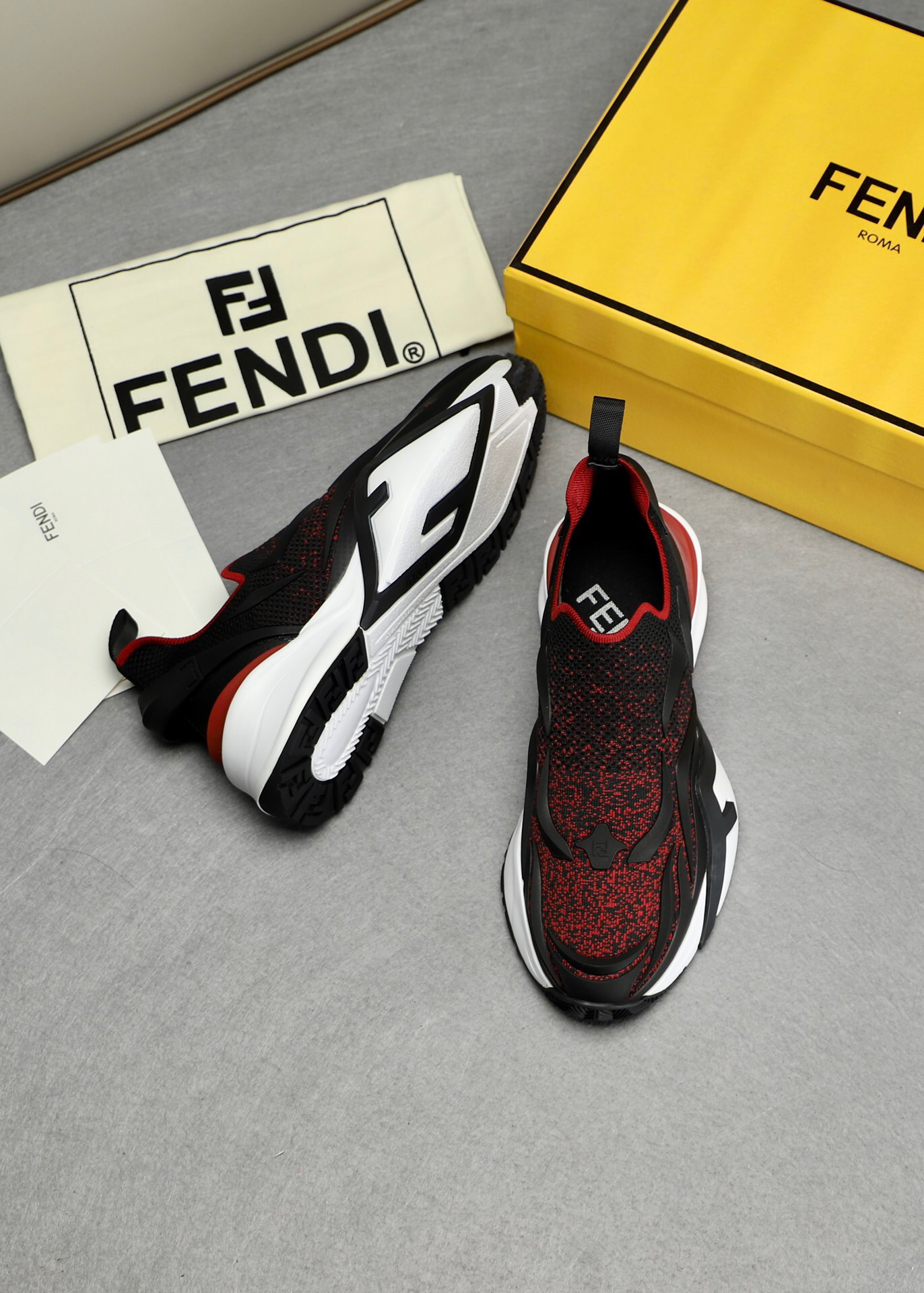 Men F*endi Top Sneaker ( )