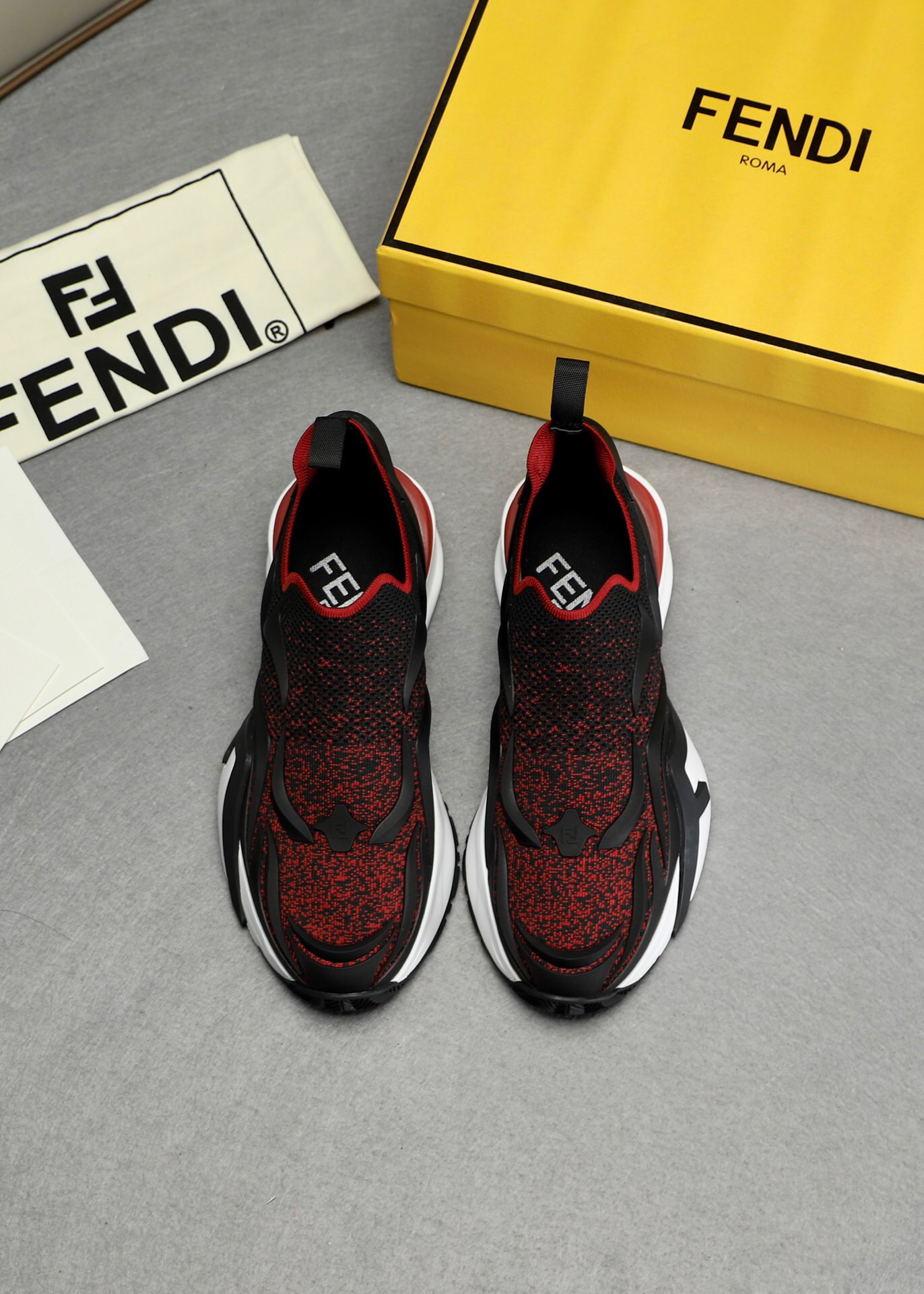 Men F*endi Top Sneaker ( )