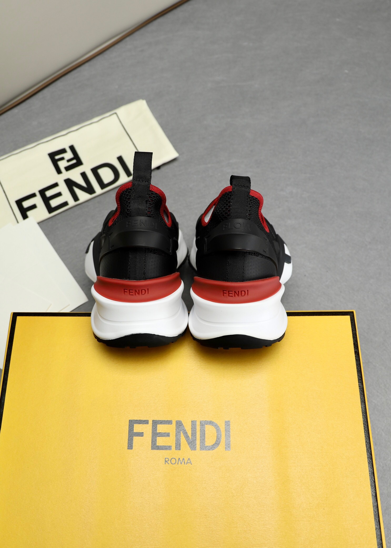 Men F*endi Top Sneaker ( )