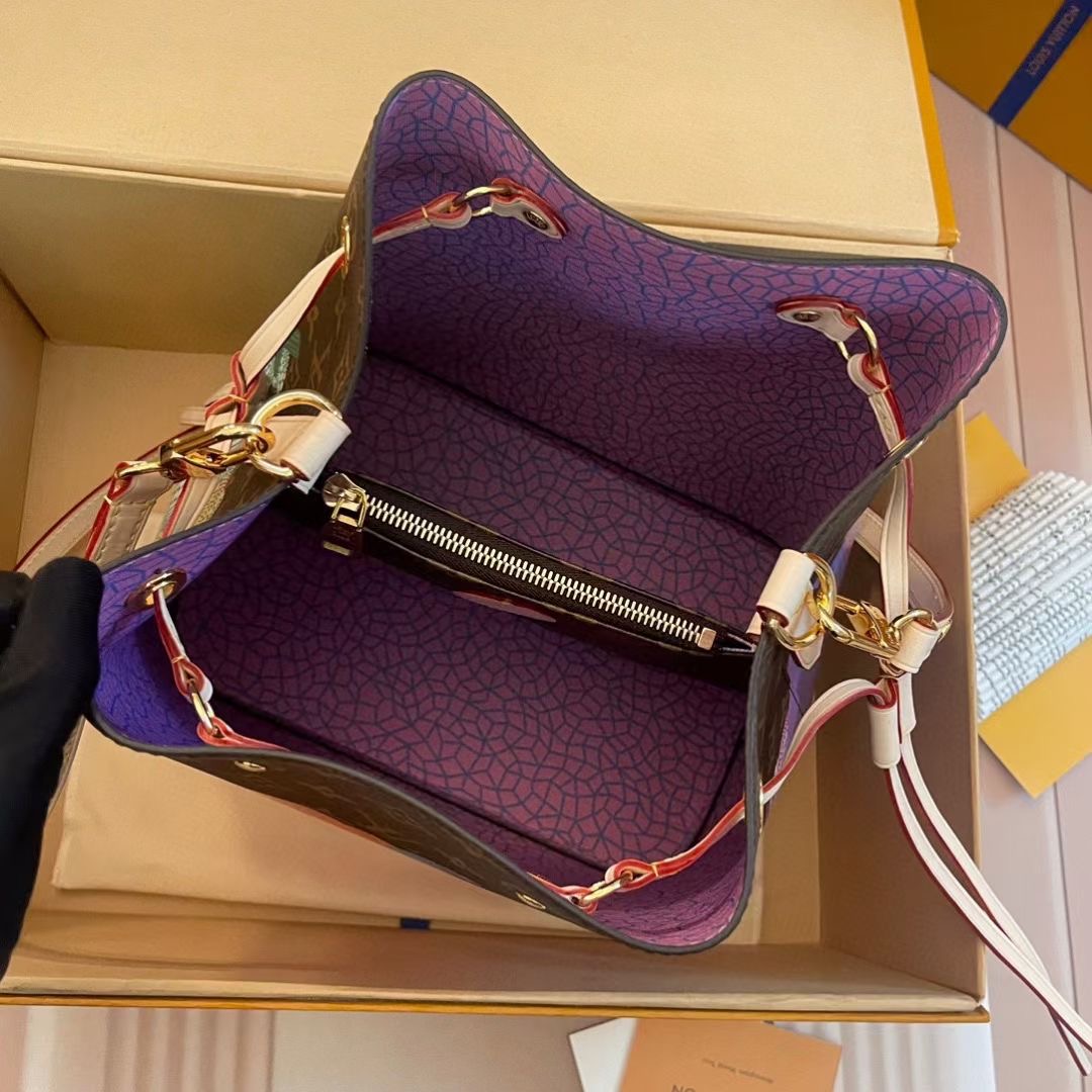 L*ouis V*uitton Top Bag