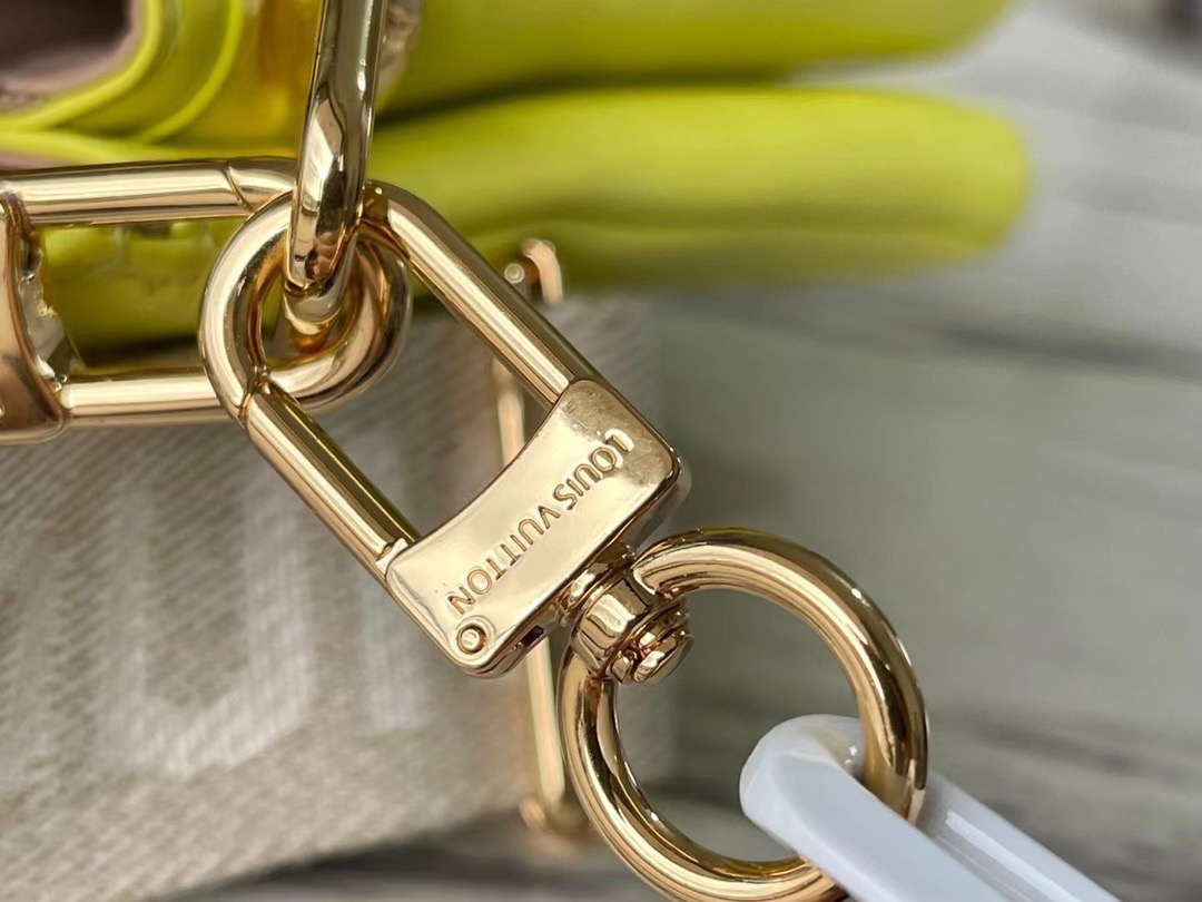 L*ouis V*uitton Top Bag