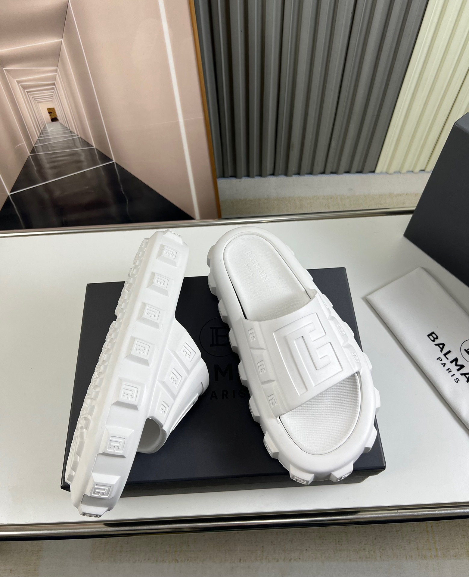 Men B*almain Top Slippers Maikesneakers