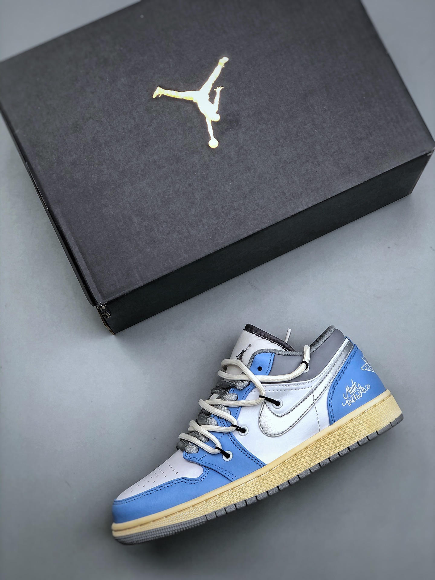 Nike Air Jordan 1 low AJ1