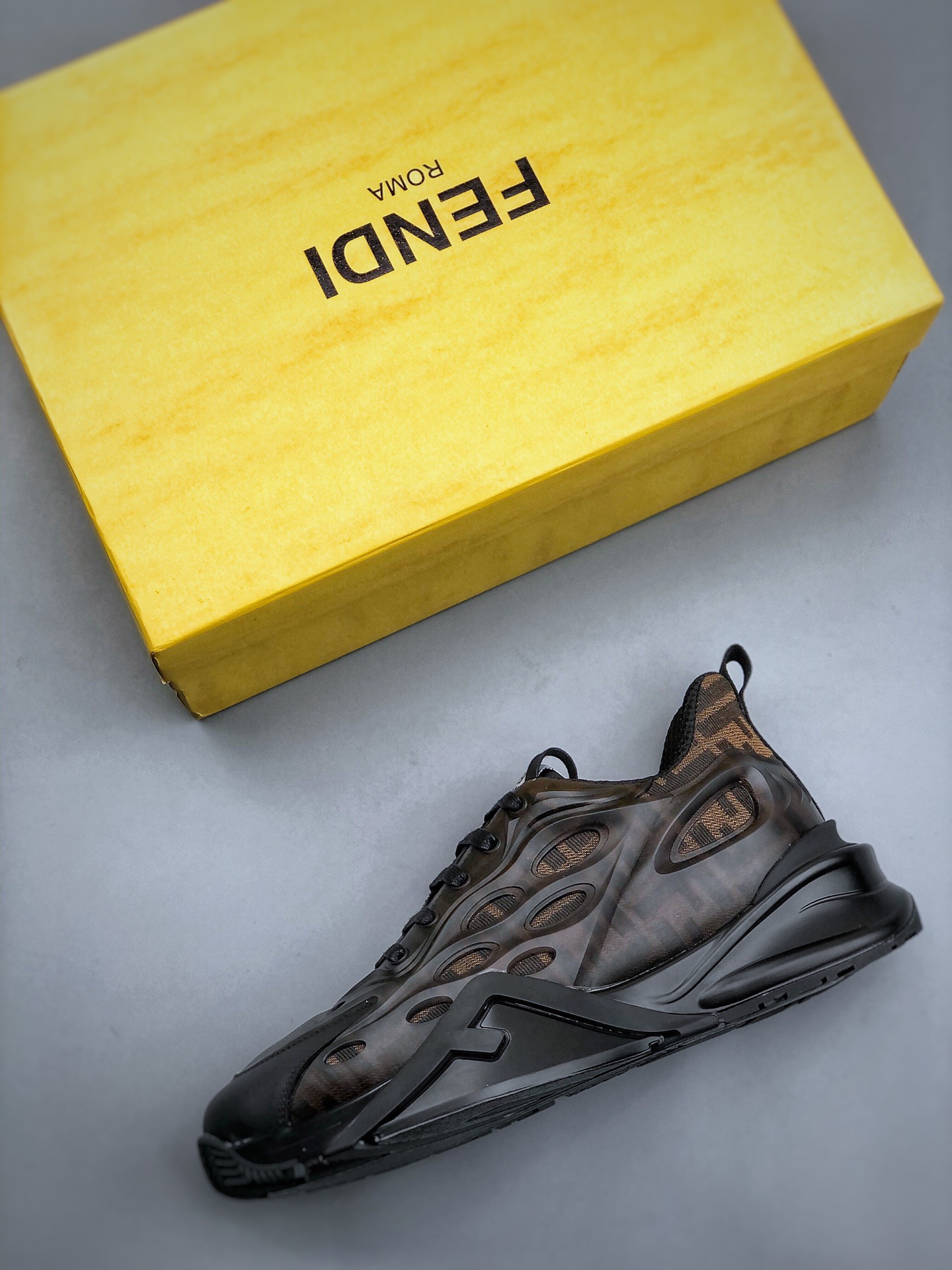 Men F*endi Top Sneaker ( )