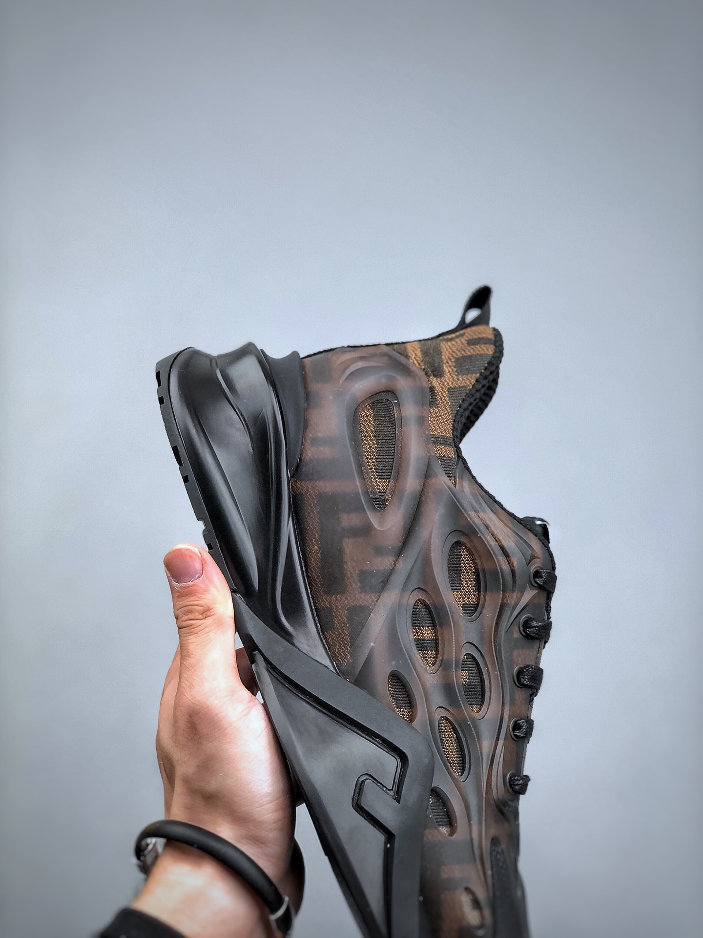 Men F*endi Top Sneaker ( )