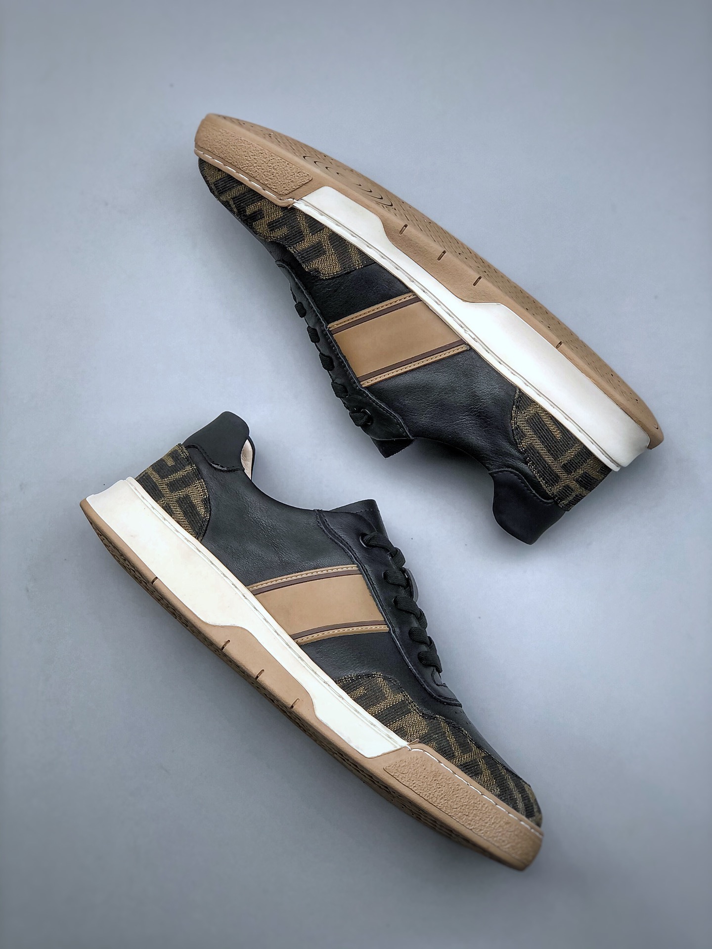 Men F*endi Top Sneaker ( )