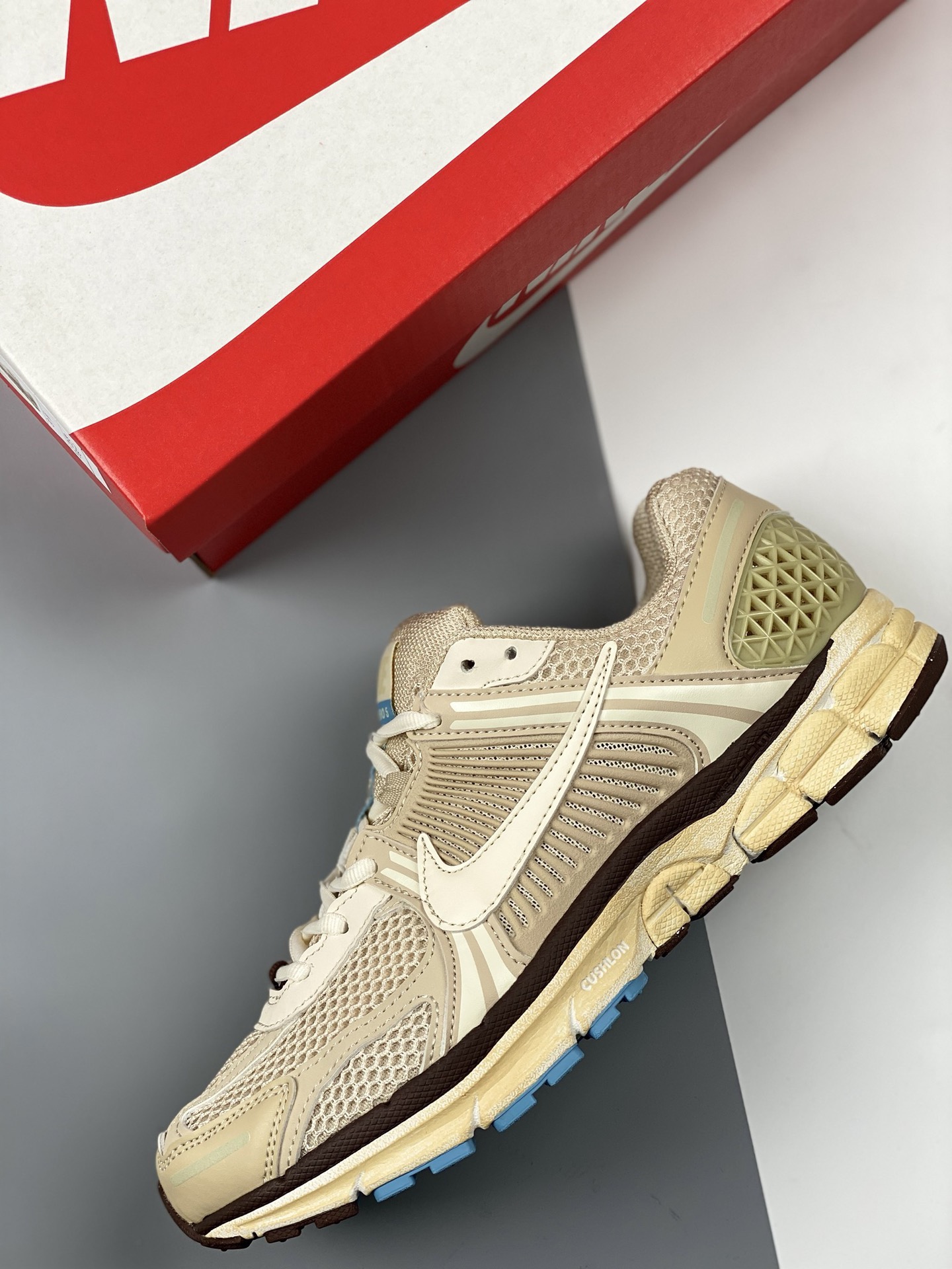 Nike Zoom Vomero 5 SP