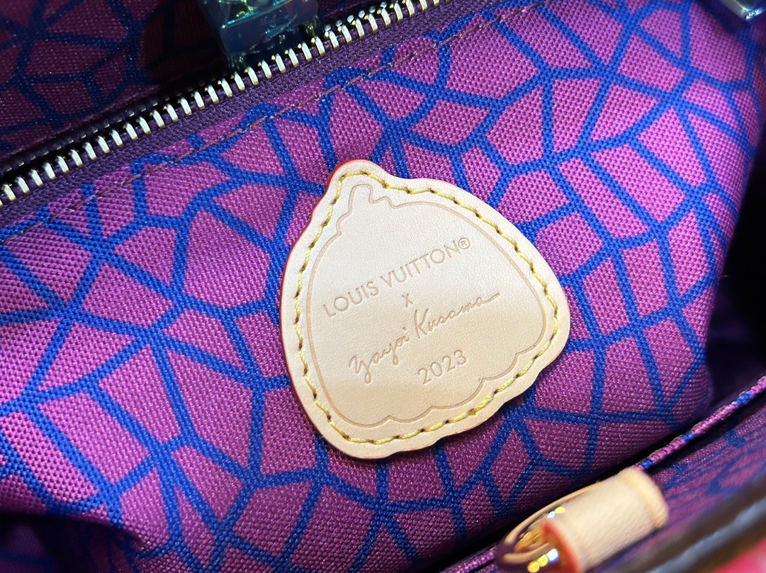 L*ouis V*uitton Top Bag