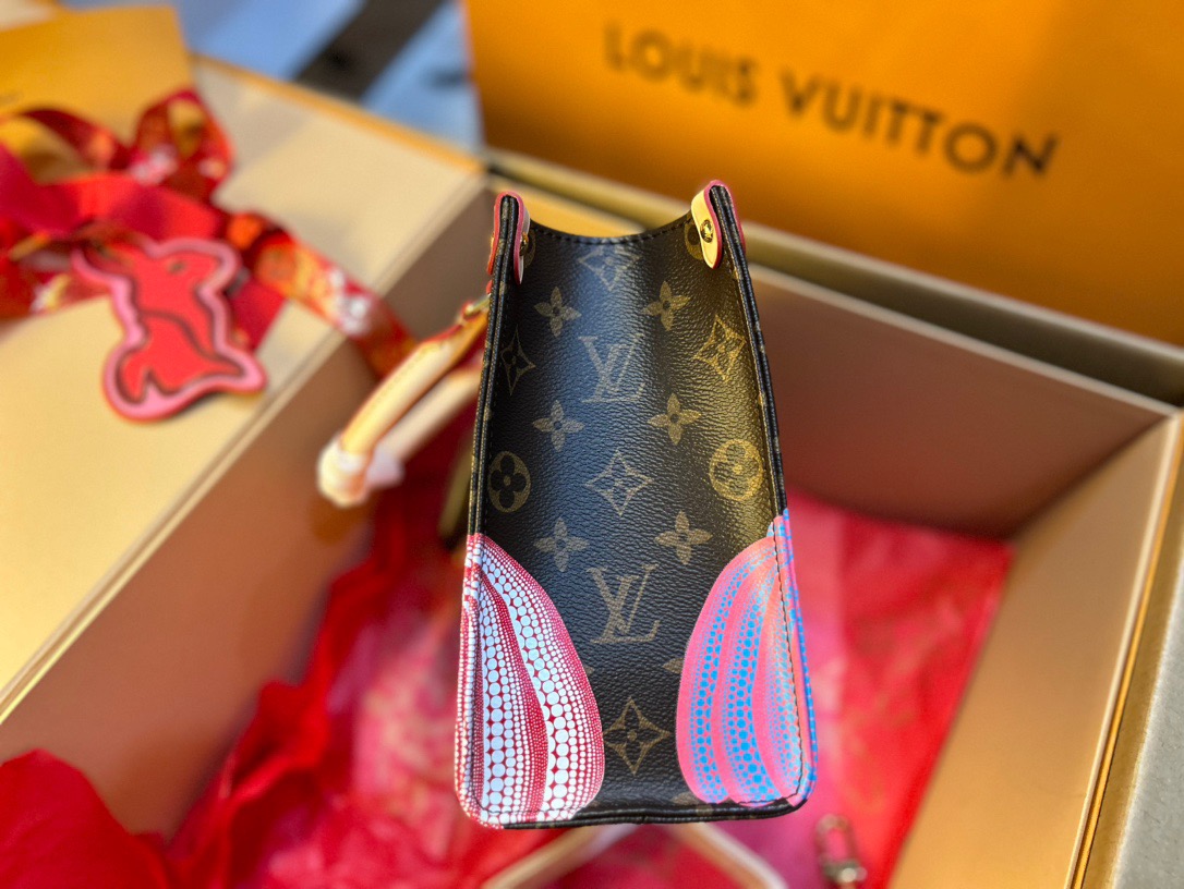 L*ouis V*uitton Top Bag