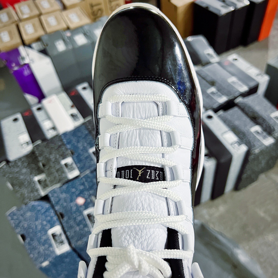 NIKE Air Jordan 11()