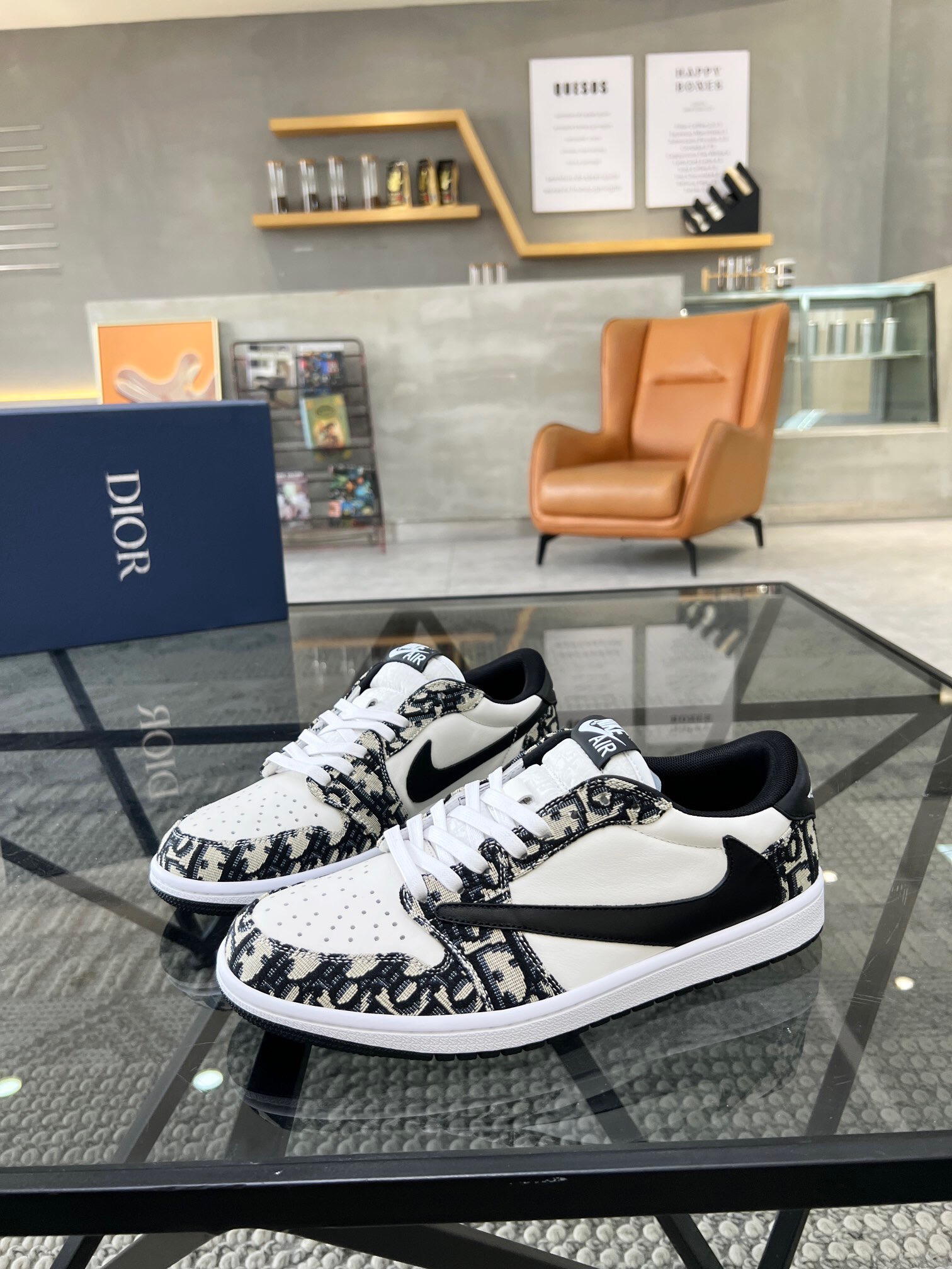 Men D*ior Top Sneakers