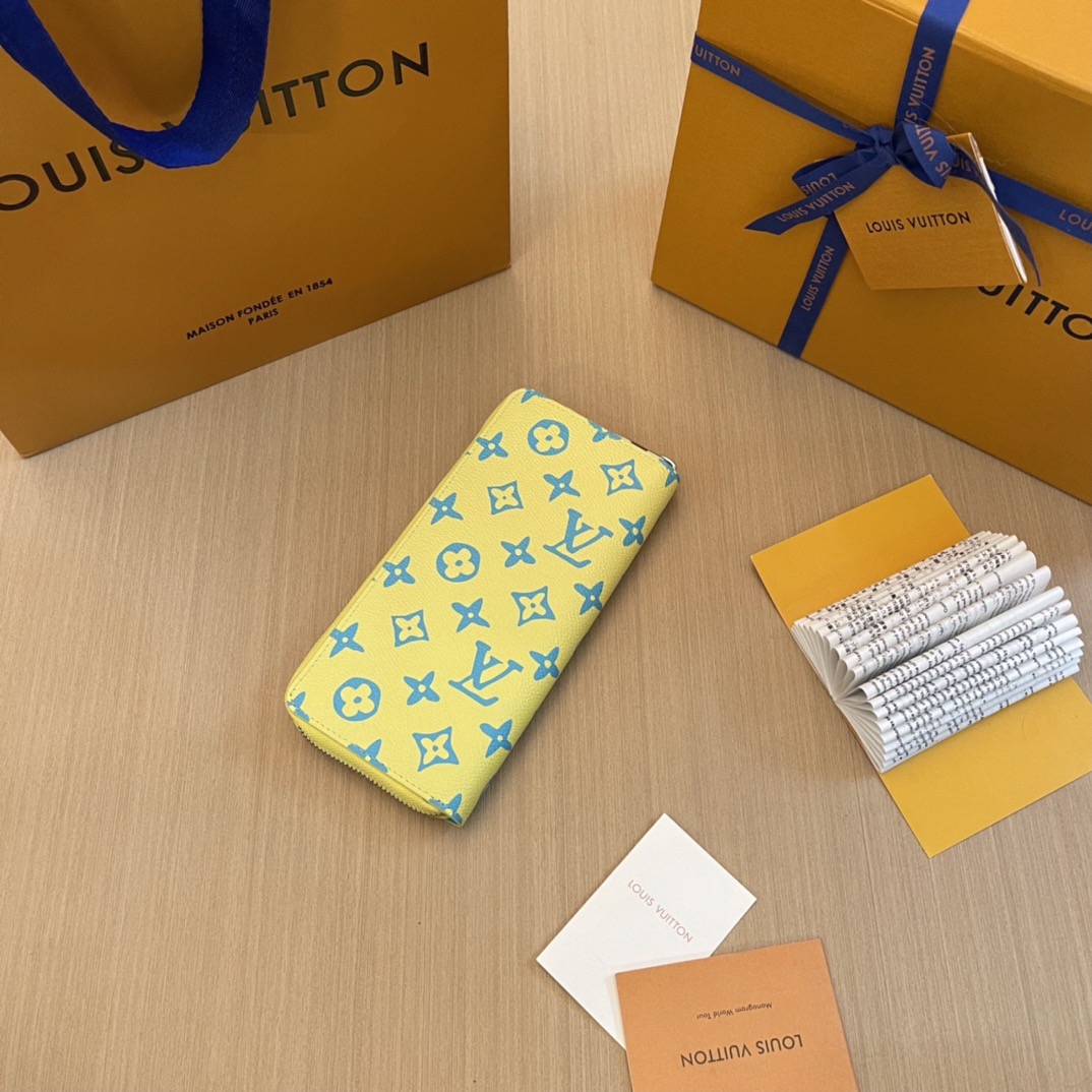 L*ouis V*uitton Top Bag