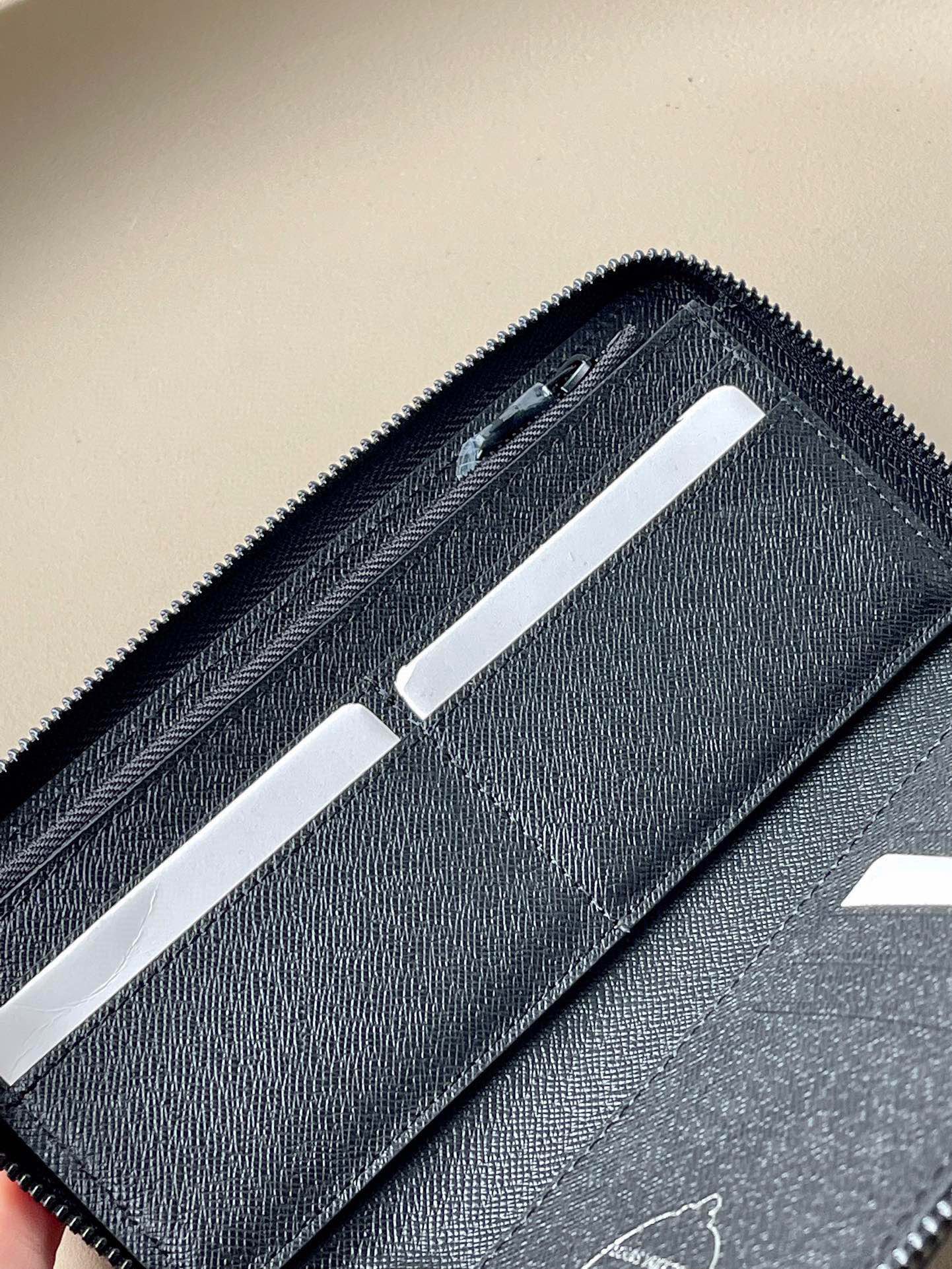 L*ouis V*uitton Top Bag