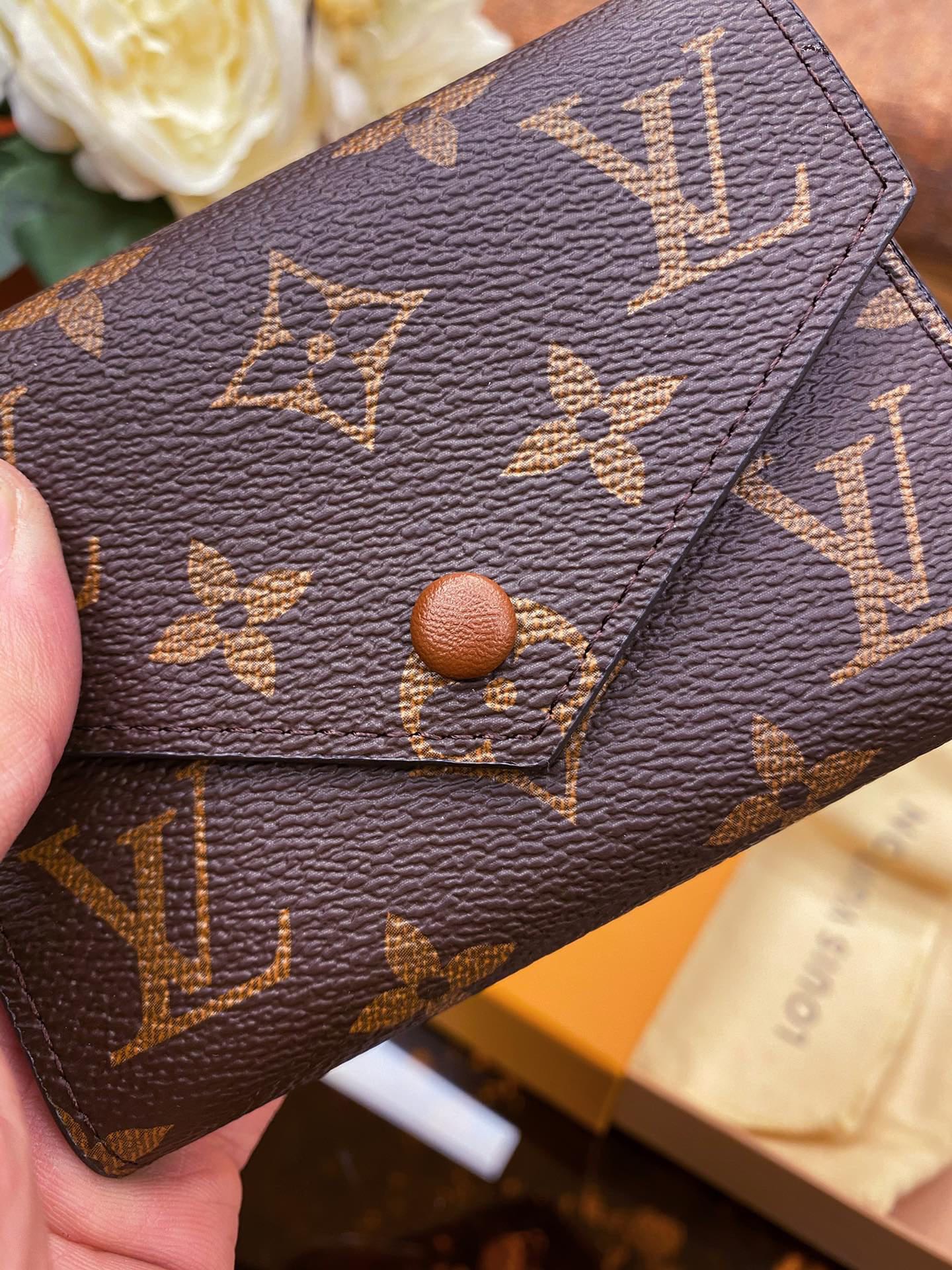 L*ouis V*uitton  Top Bag