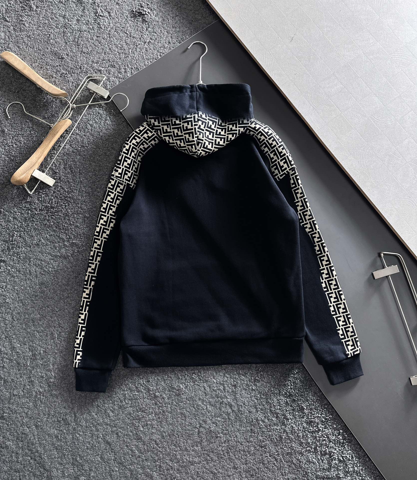 Men Sweater Top Quality ()