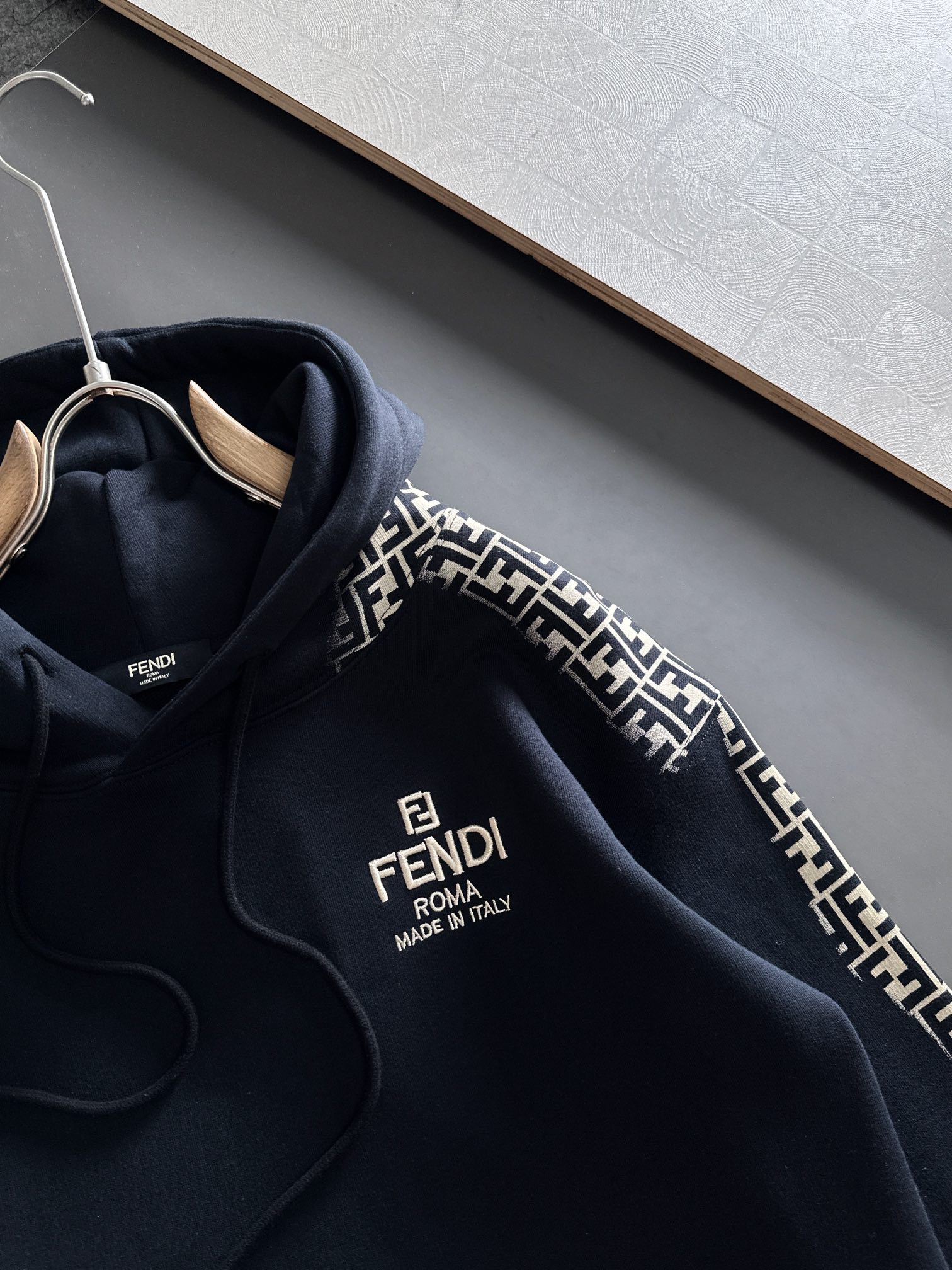 Men Sweater Top Quality ()