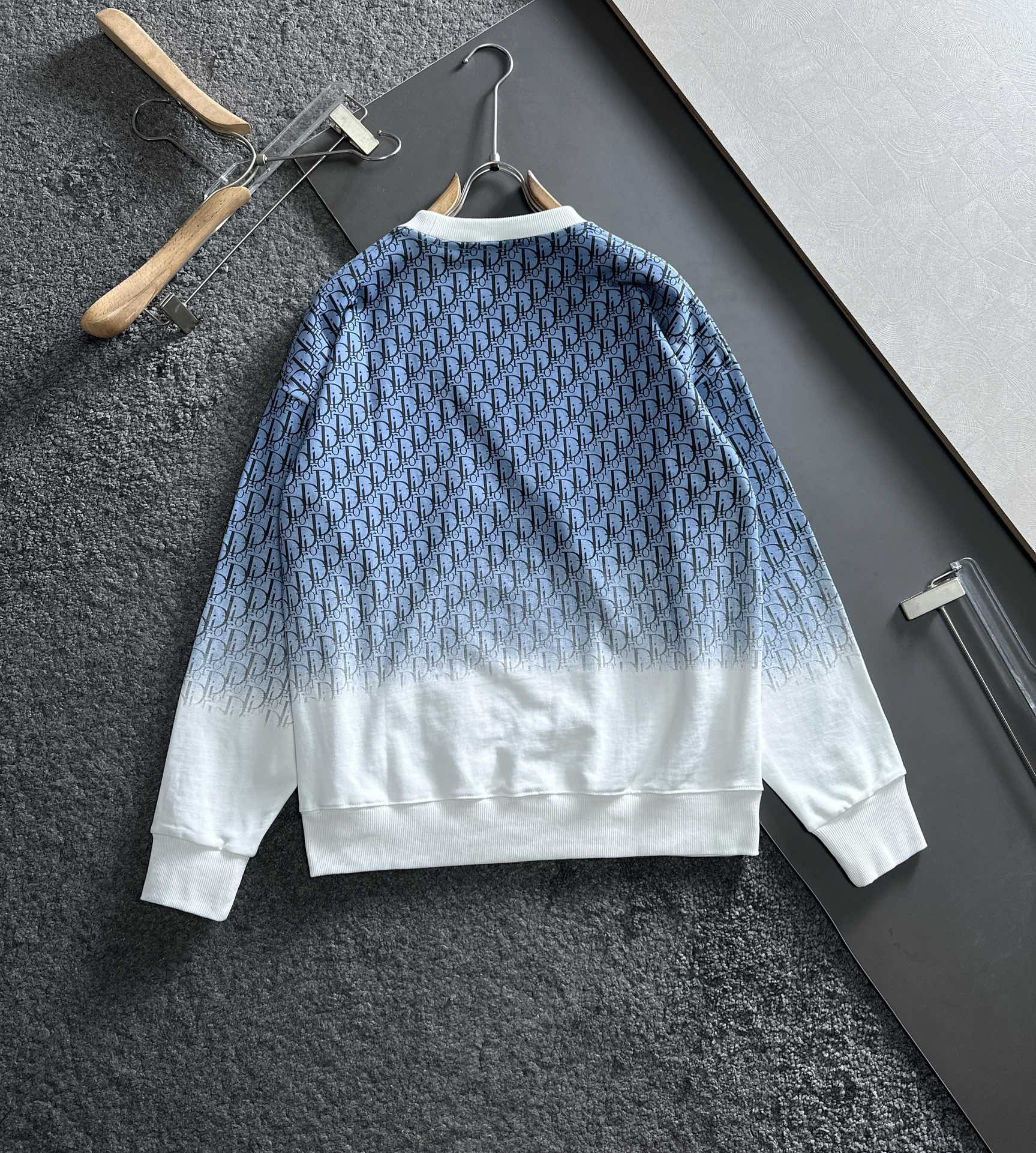 Men Sweater Top Quality ()