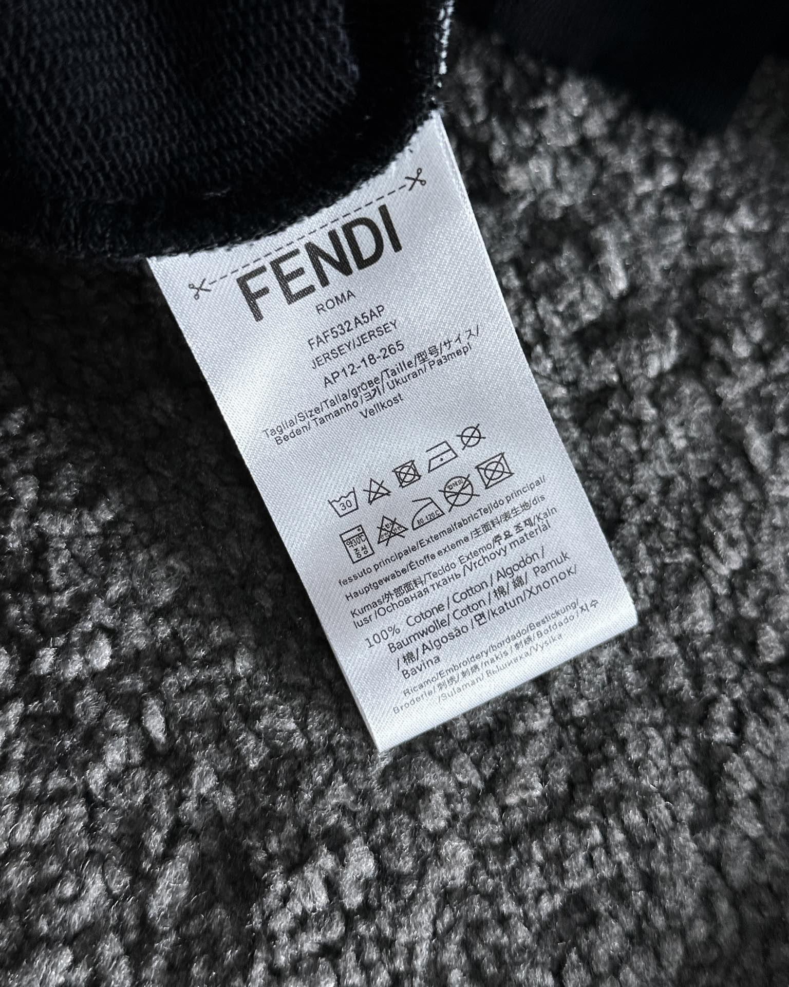 Men Sweater Top Quality ()