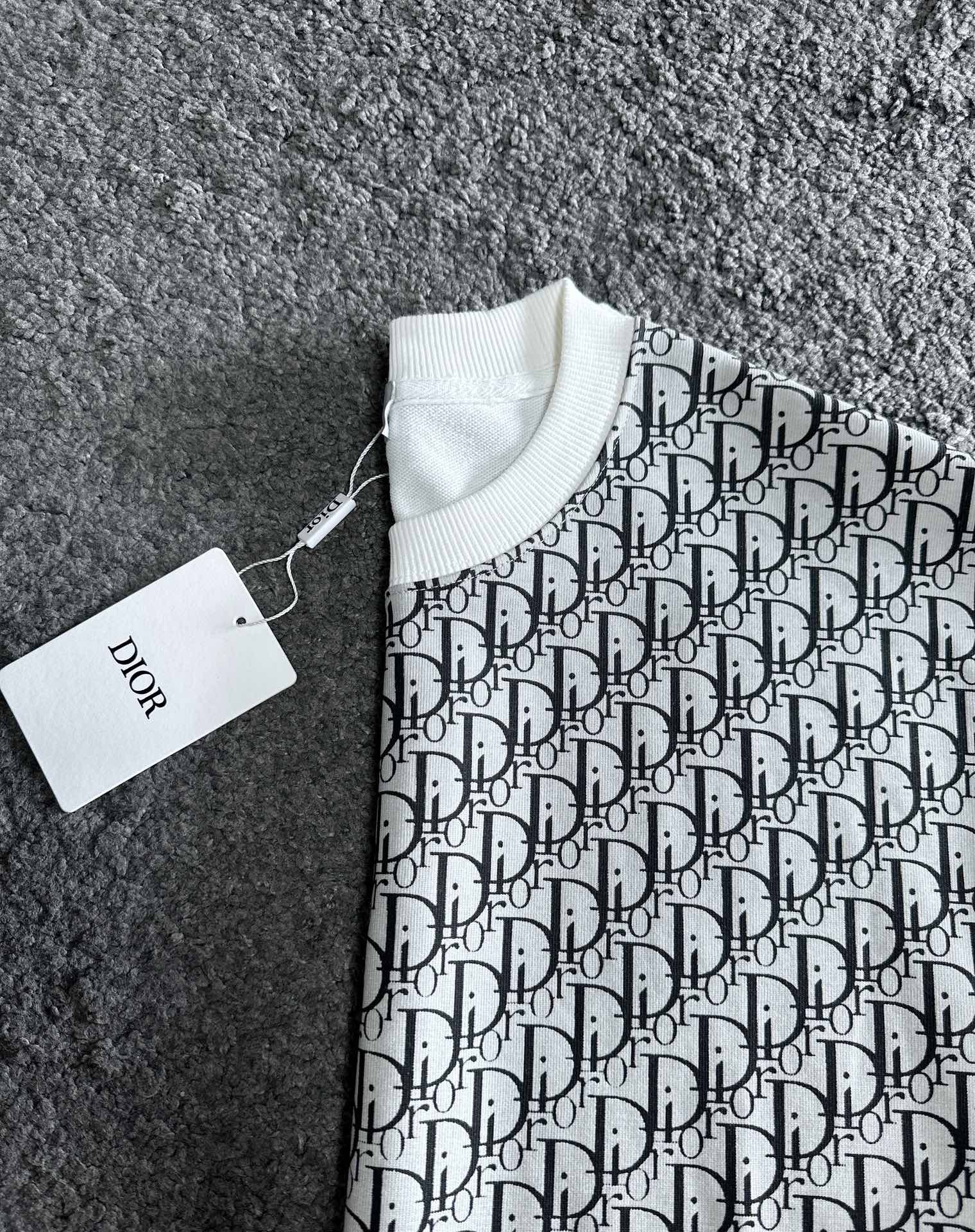 Men Sweater Top Quality ()