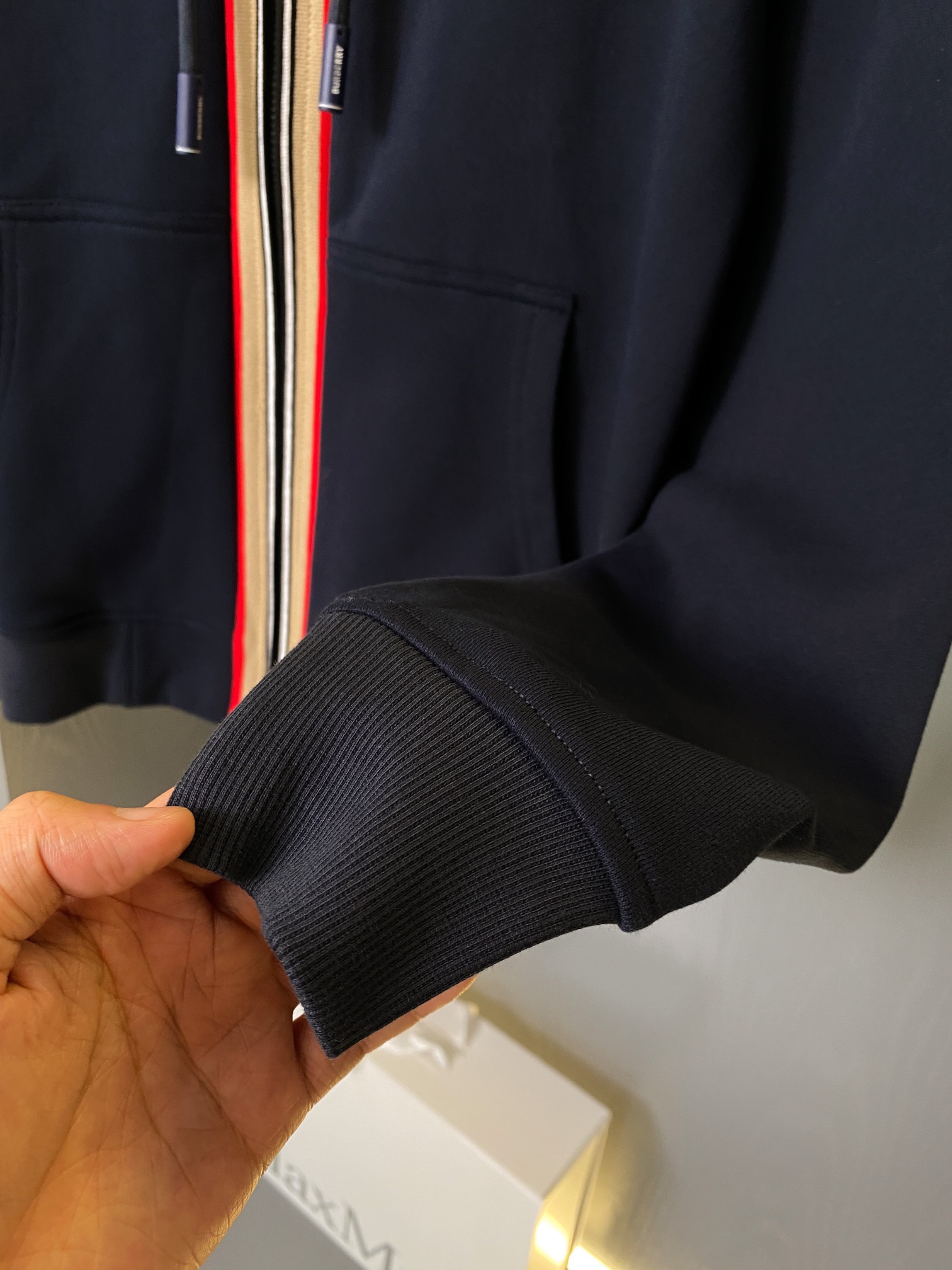 Men Sweater Top Quality ()