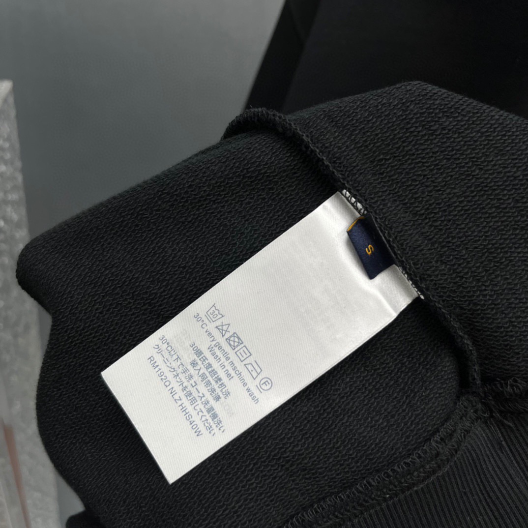 Men Sweater Top Quality ()