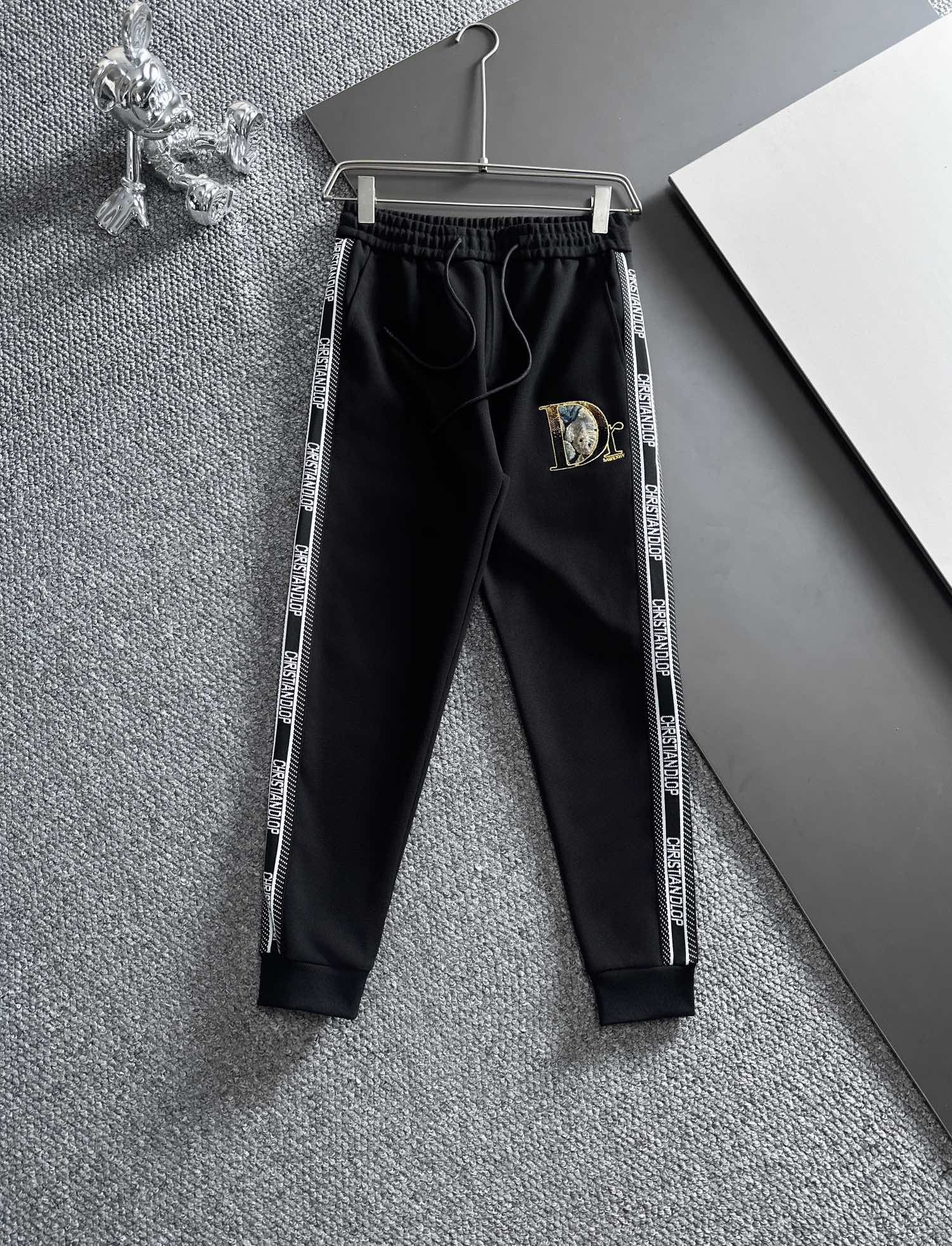 Men suits Top Quality 2023