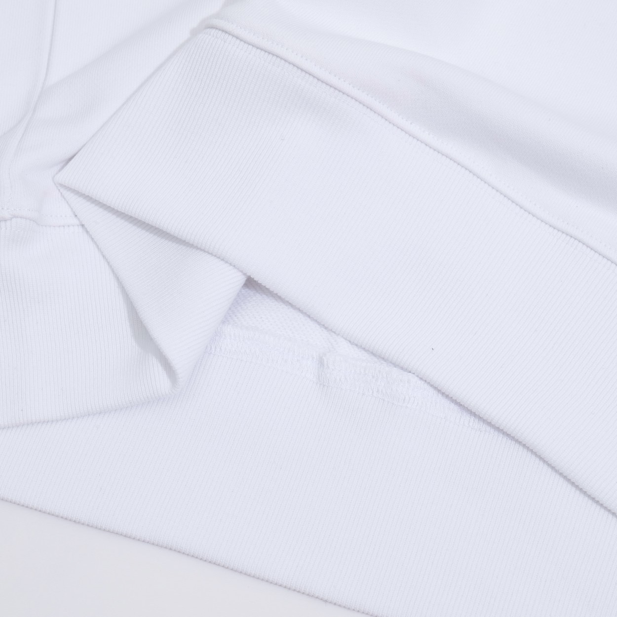 Men Sweater Top Quality ()