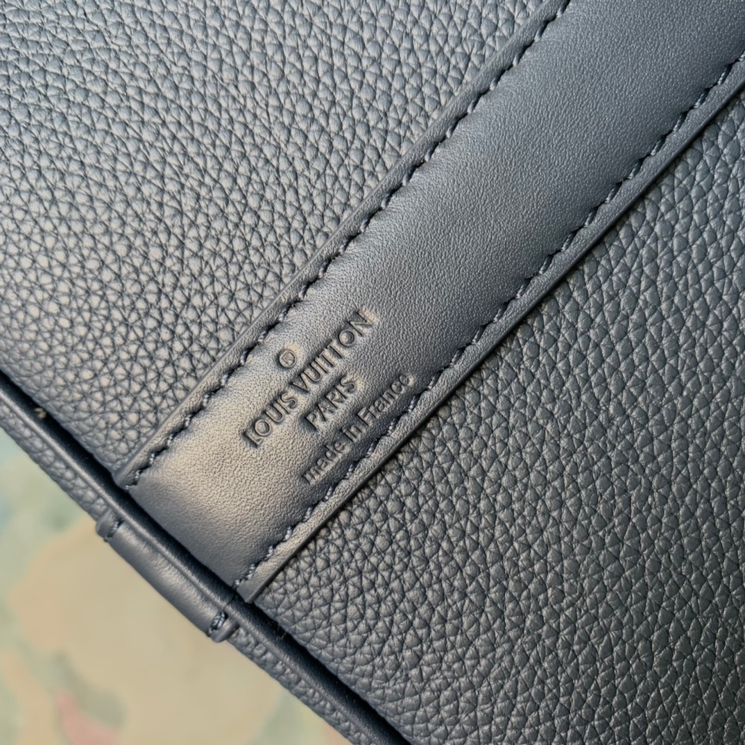 L*ouis V*uitton Top Bag