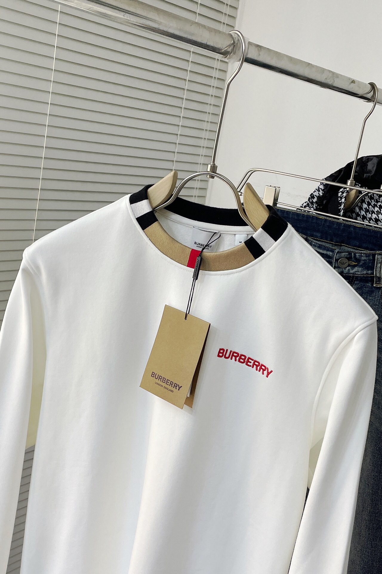 Men Sweater Top Quality ()