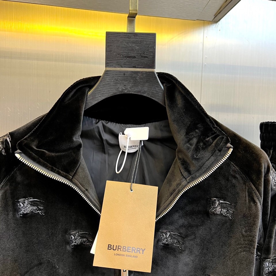 Men suits Top Quality 2023