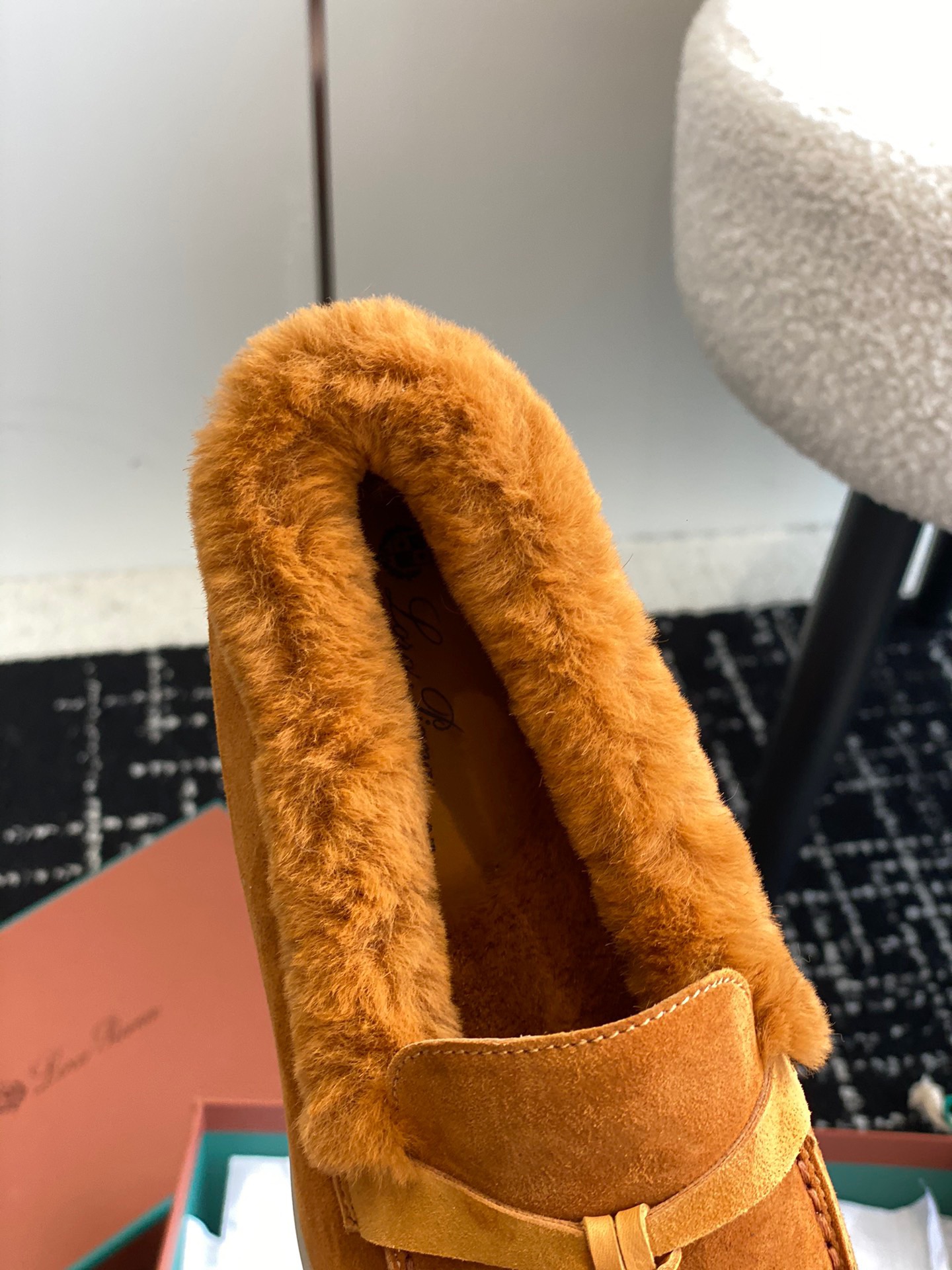 Women L*oro P*iana Top Loafer ()