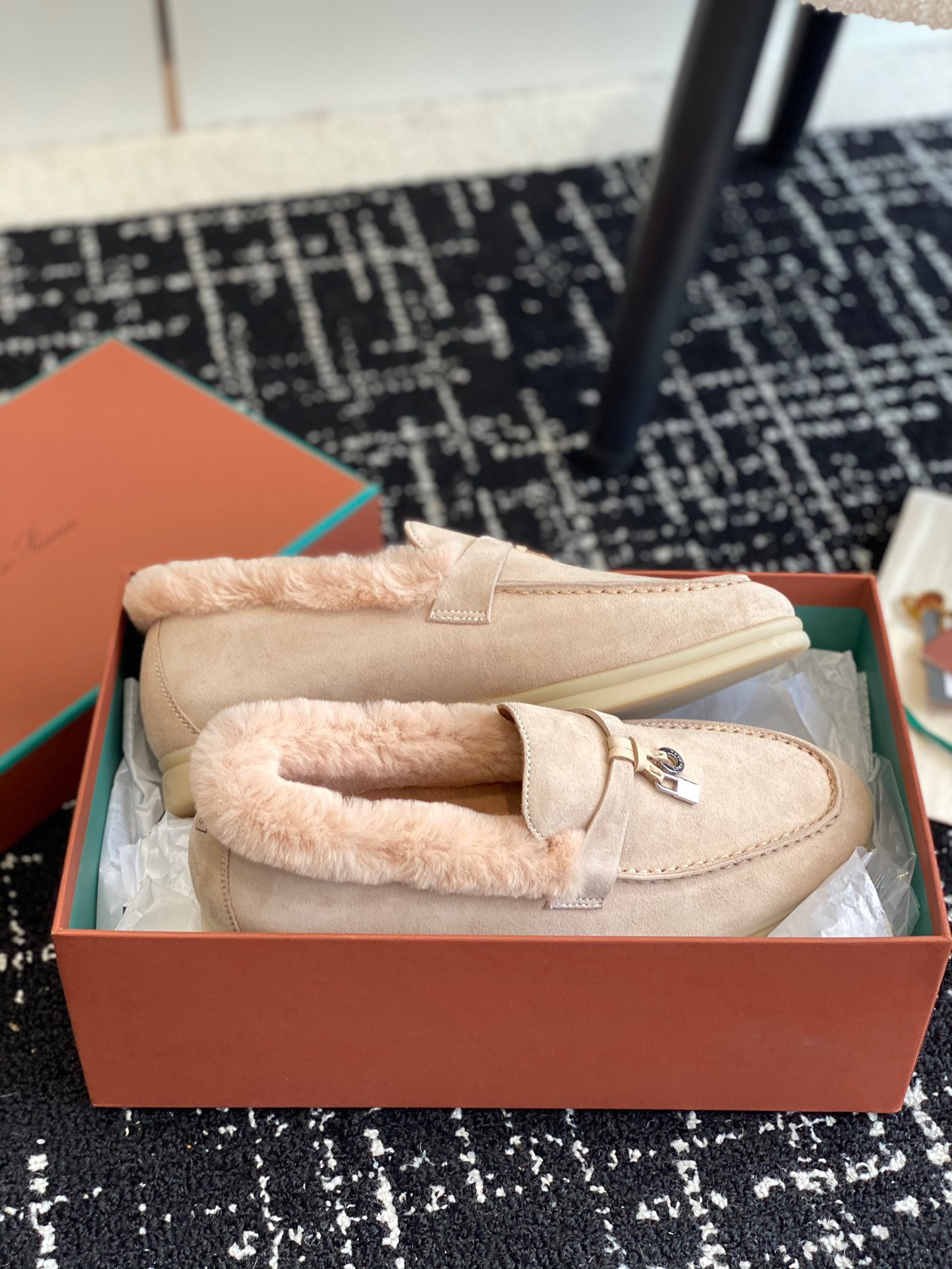 Women L*oro P*iana Top Loafer （）