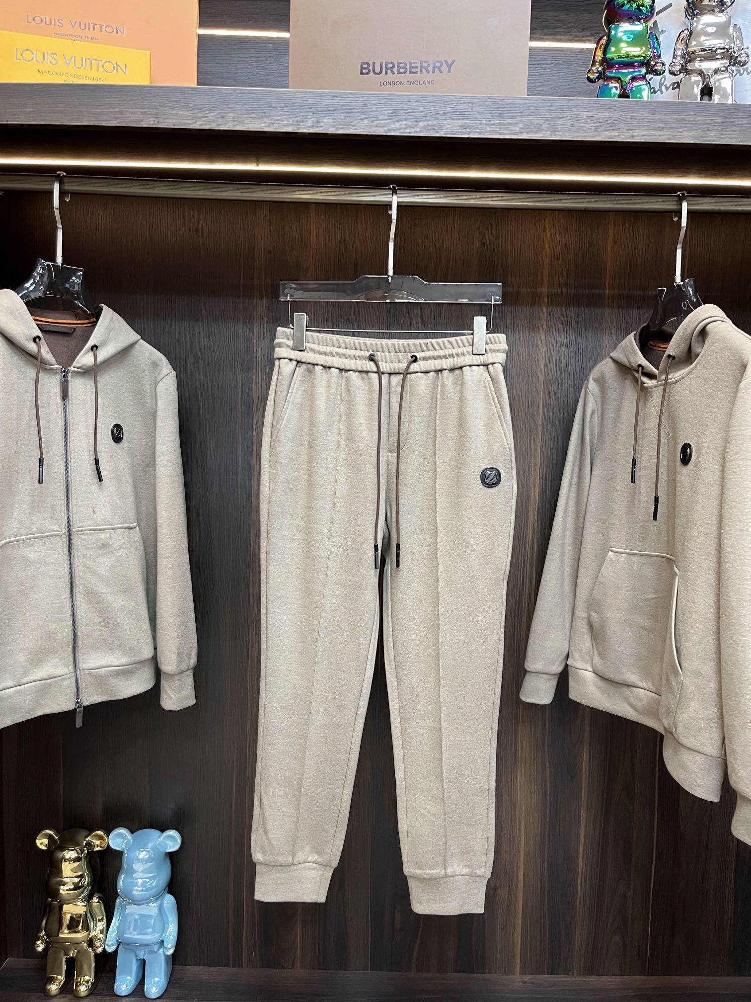 Men suits Top Quality