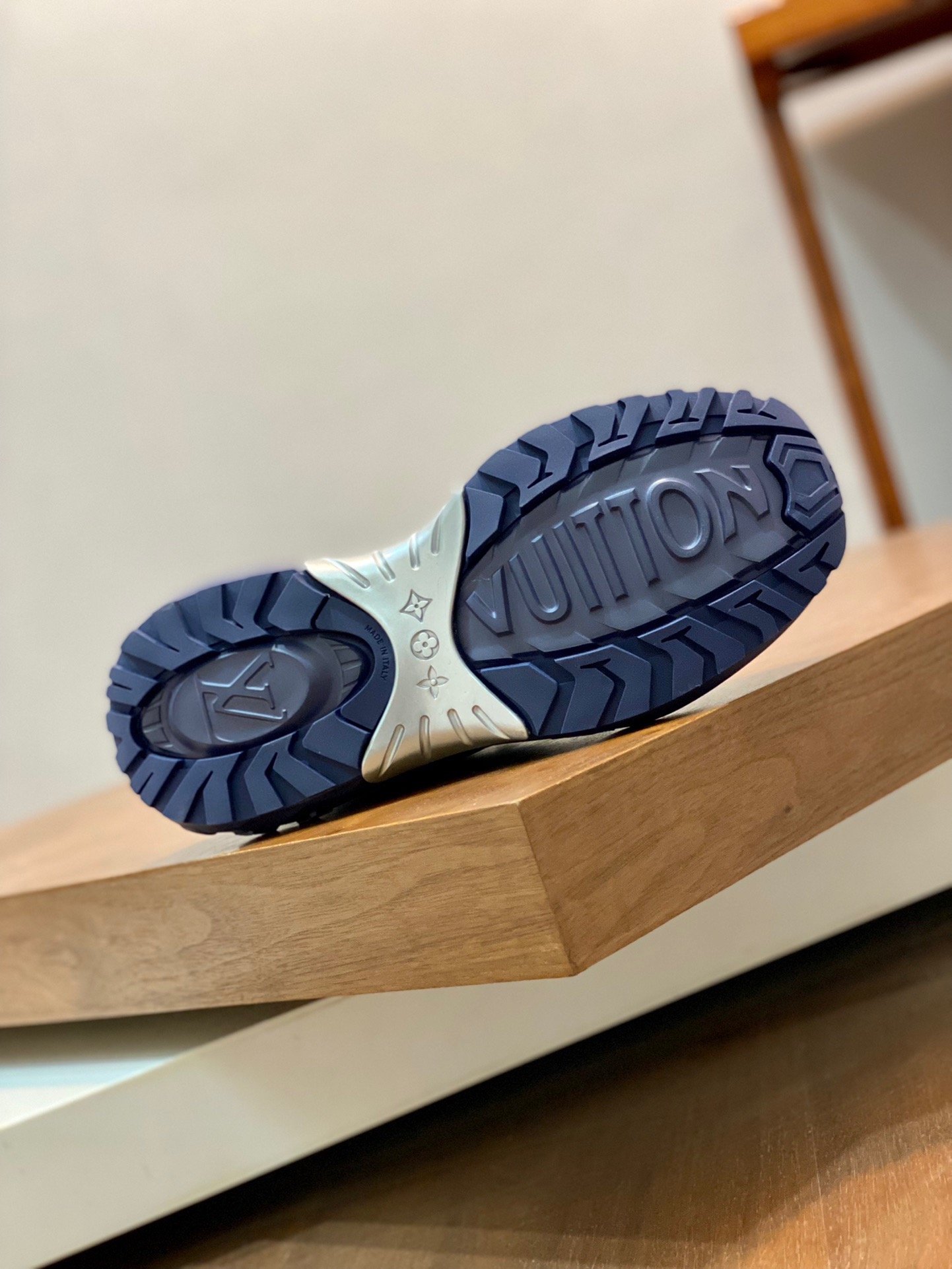 Men L*ouis V*uitton Top Sneaker