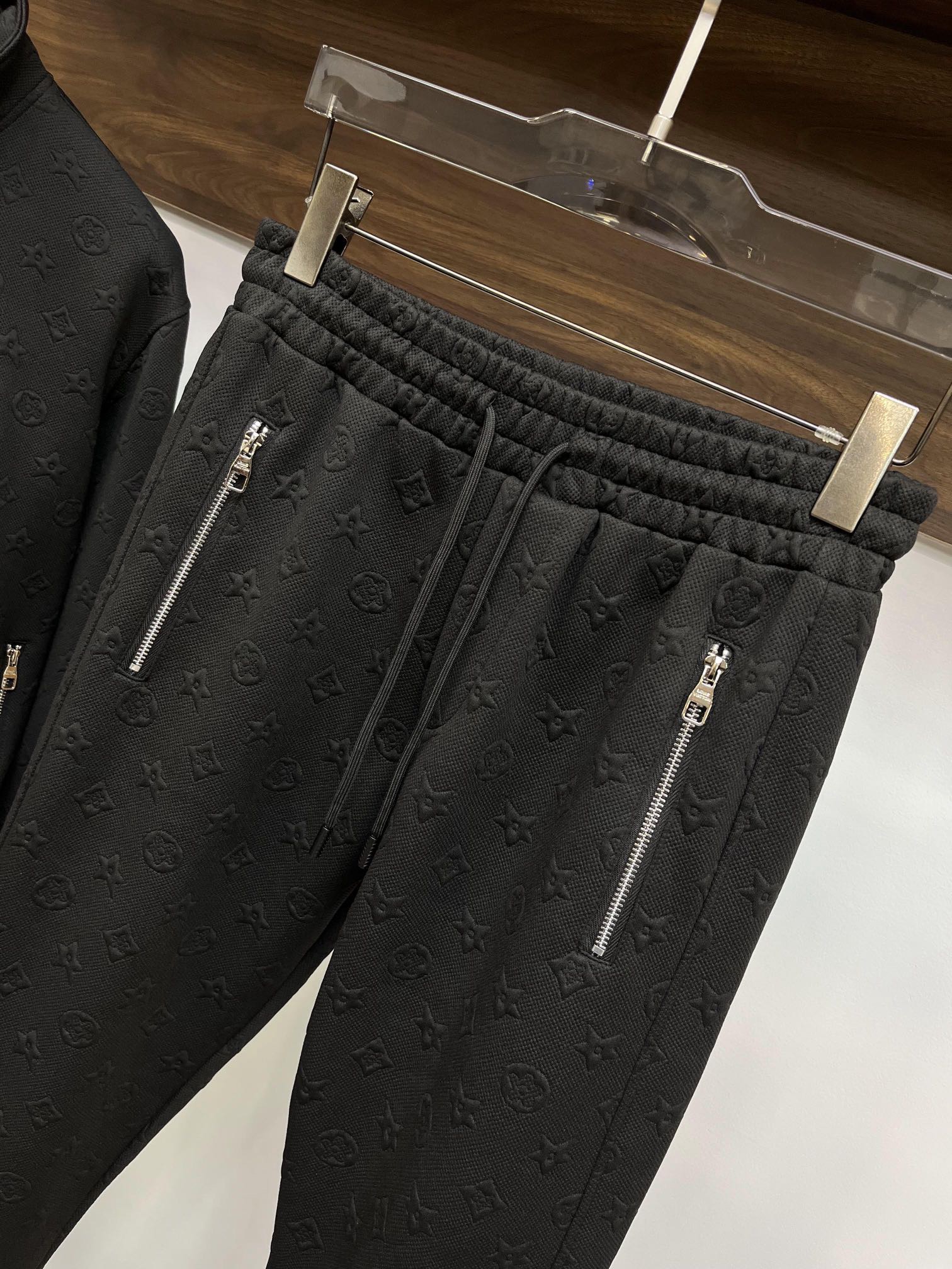 Men suits Top Quality