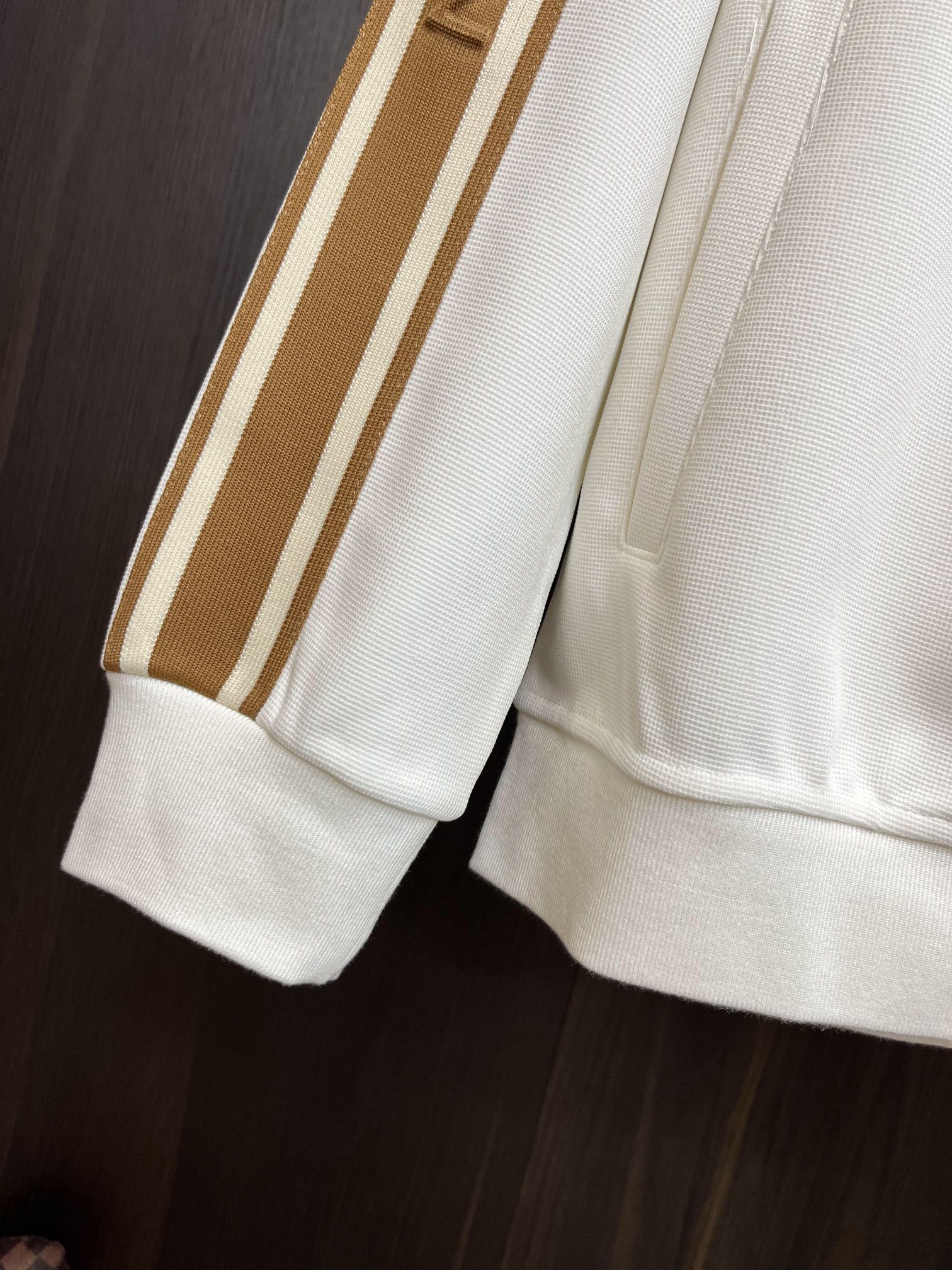 Men suits Top Quality